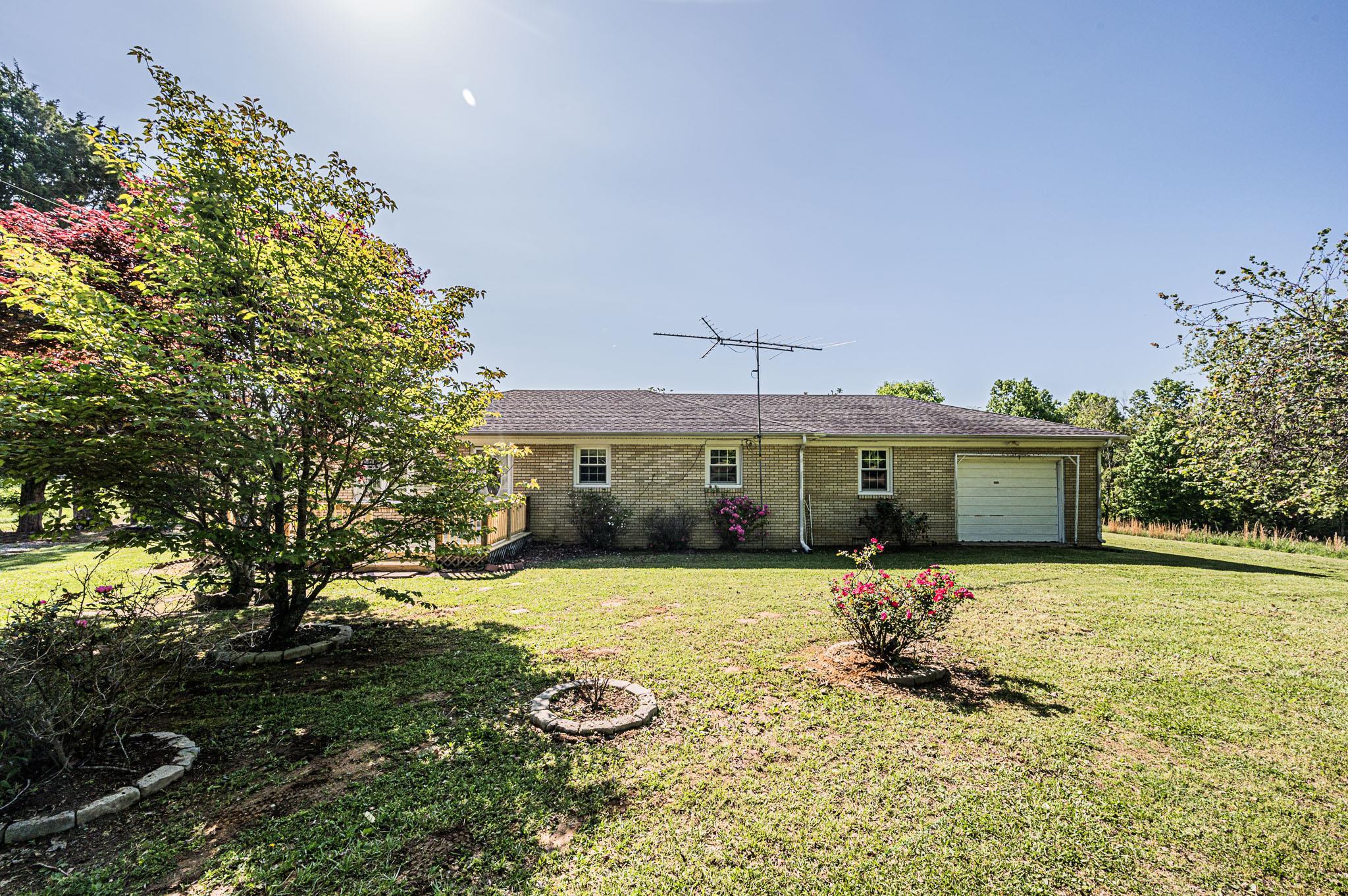 4800 State Route 2270, Greenville, Kentucky 42345, 5 Bedrooms Bedrooms, ,1 BathroomBathrooms,Single Family Residence,For Sale,State Route 2270,89632