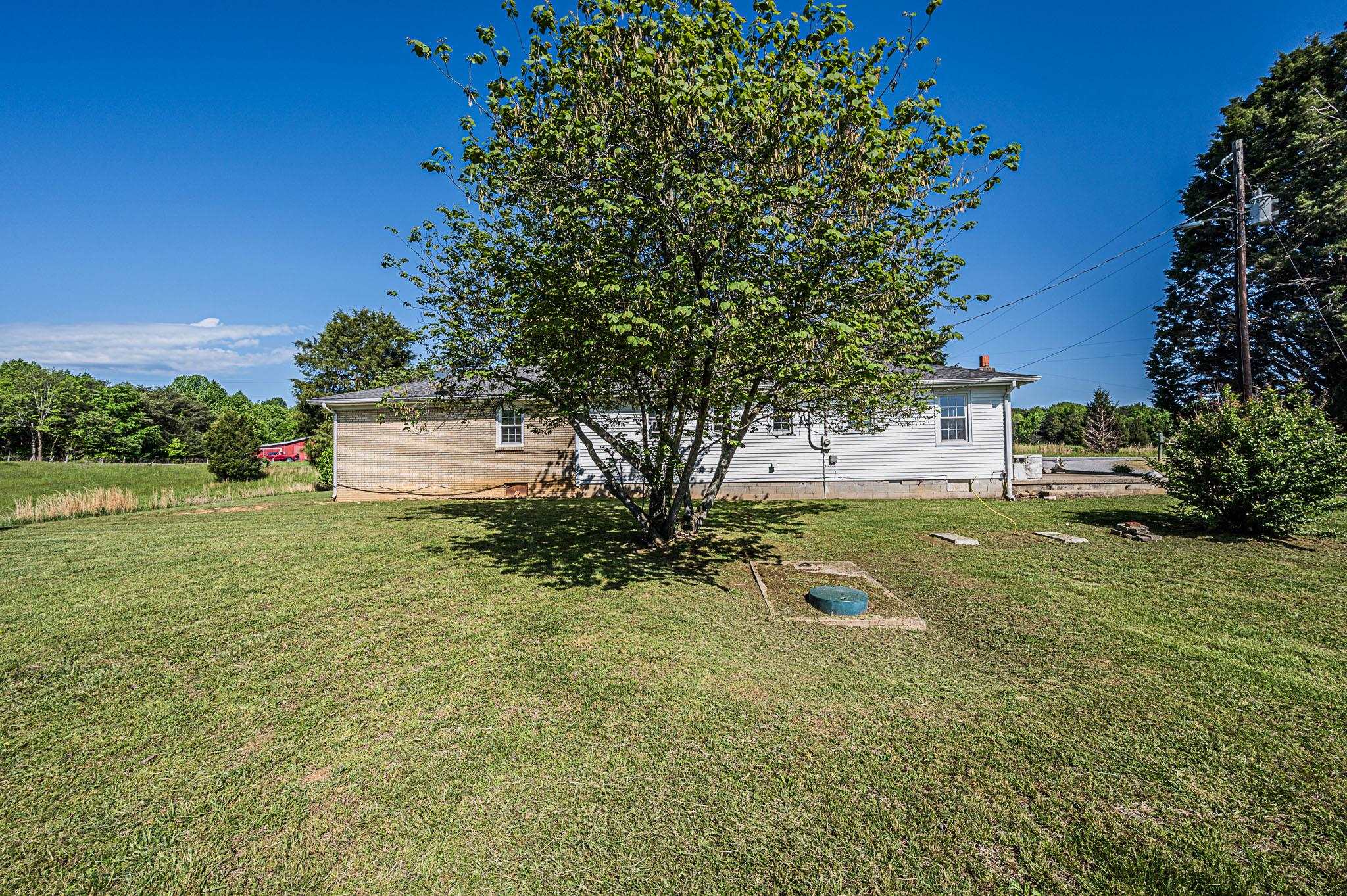 4800 State Route 2270, Greenville, Kentucky 42345, 5 Bedrooms Bedrooms, ,1 BathroomBathrooms,Single Family Residence,For Sale,State Route 2270,89632