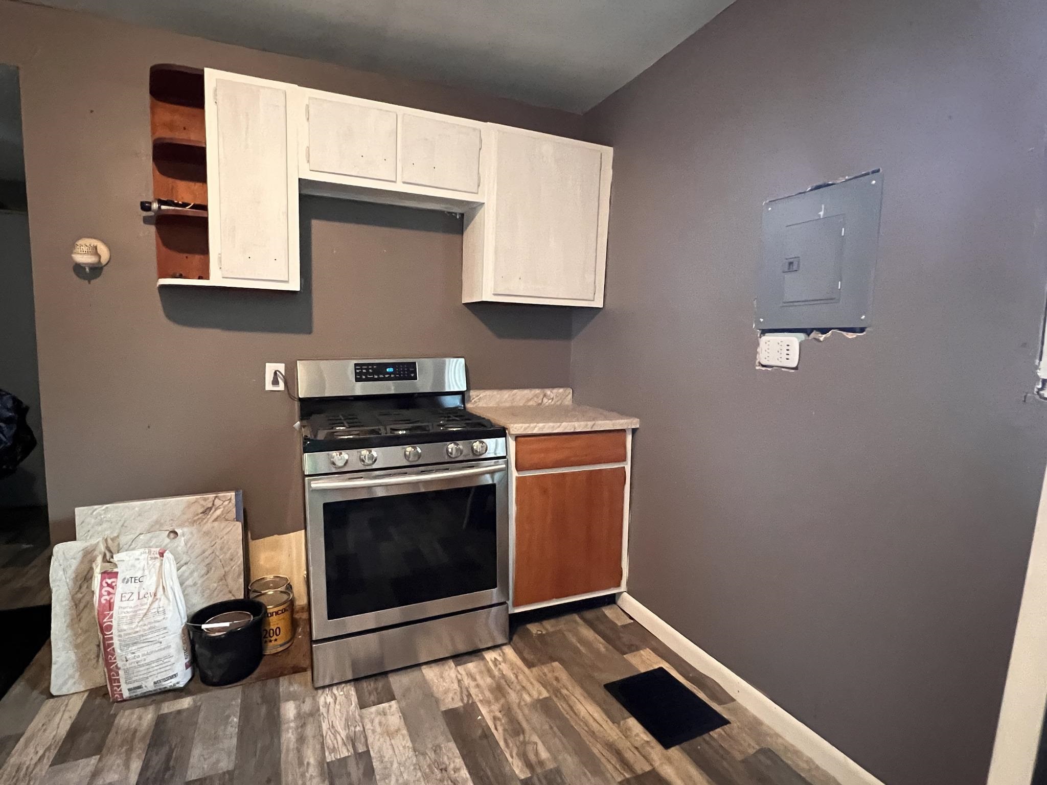 1001 Walnut Street, Owensboro, Kentucky 42301, 4 Bedrooms Bedrooms, ,1 BathroomBathrooms,Single Family Residence,For Sale,Walnut Street,89635