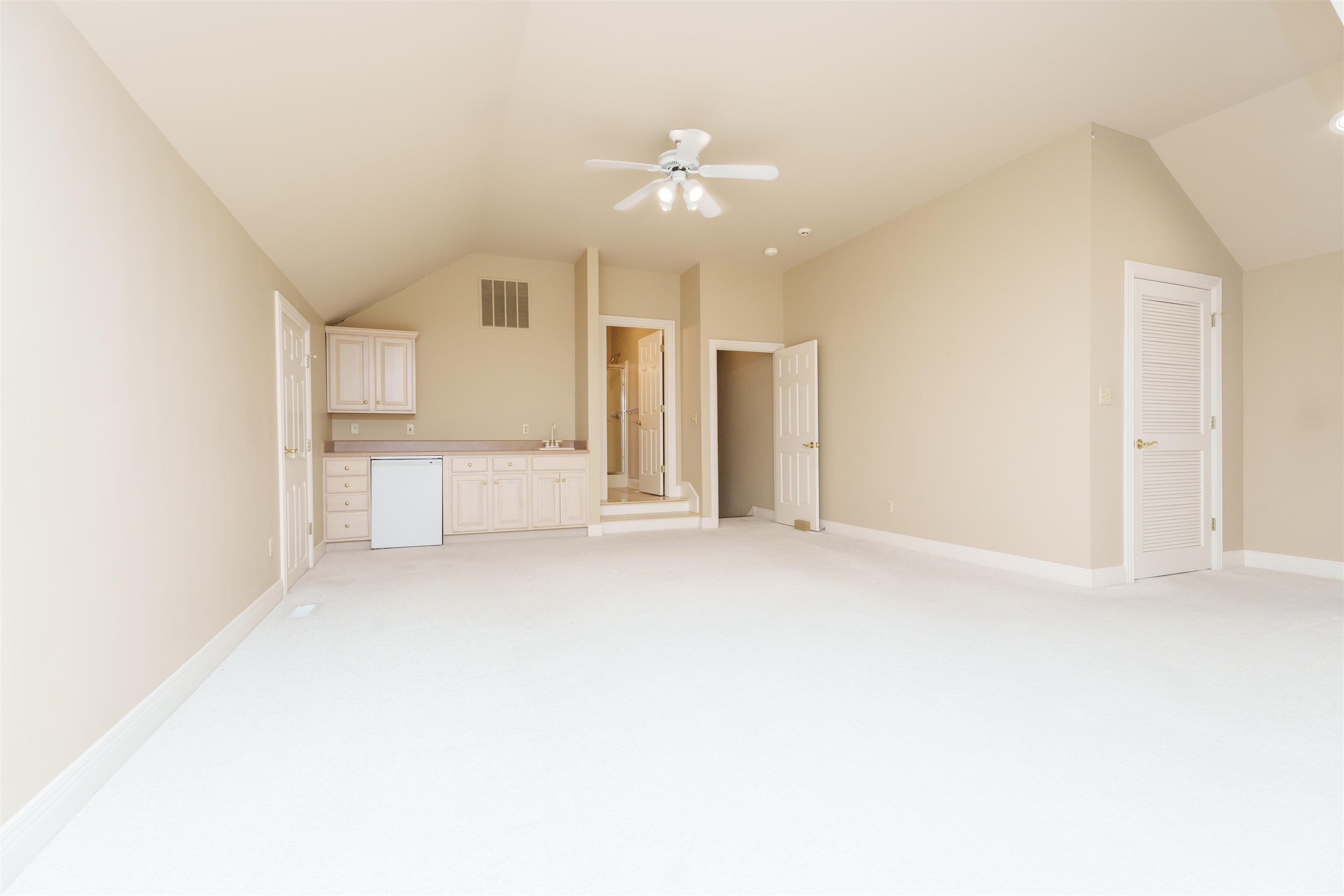 2334 Ford Ave, Owensboro, Kentucky 42301, 4 Bedrooms Bedrooms, ,3 BathroomsBathrooms,Single Family Residence,For Sale,Ford Ave,89636
