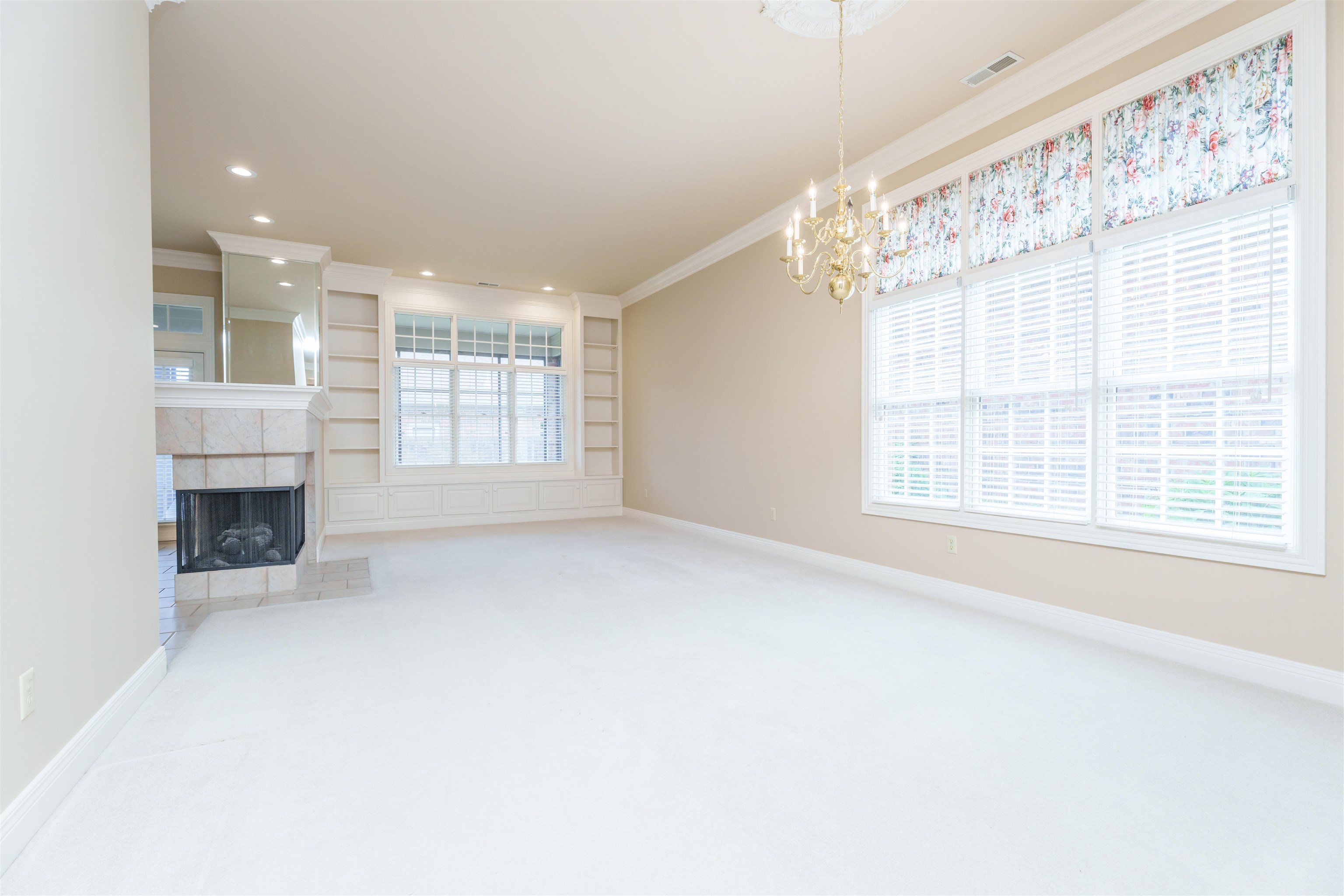 2334 Ford Ave, Owensboro, Kentucky 42301, 4 Bedrooms Bedrooms, ,3 BathroomsBathrooms,Single Family Residence,For Sale,Ford Ave,89636