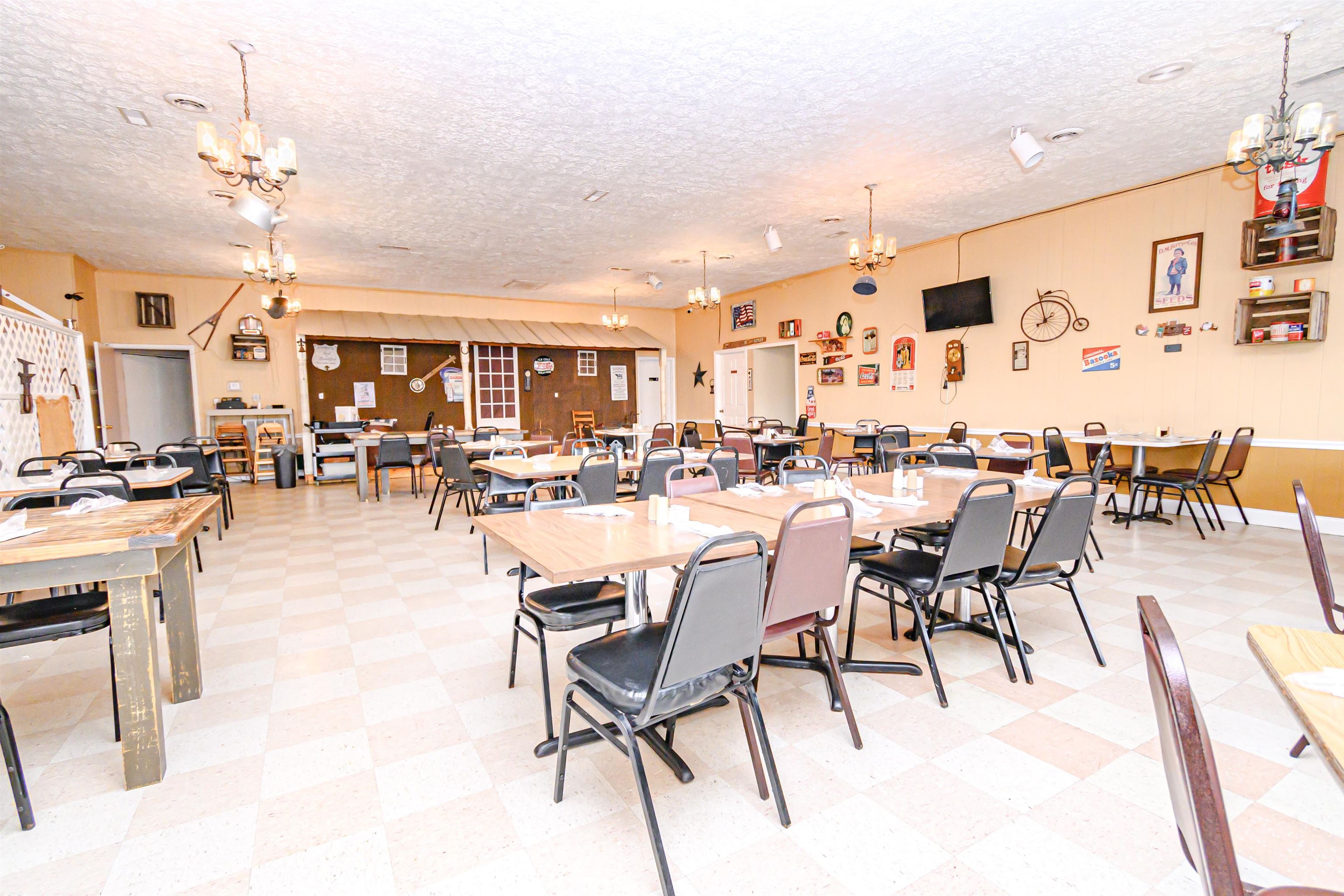 30 Big John Drive, Greenville, Kentucky 42345, ,Mixed Use,For Sale,Big John Drive,89638