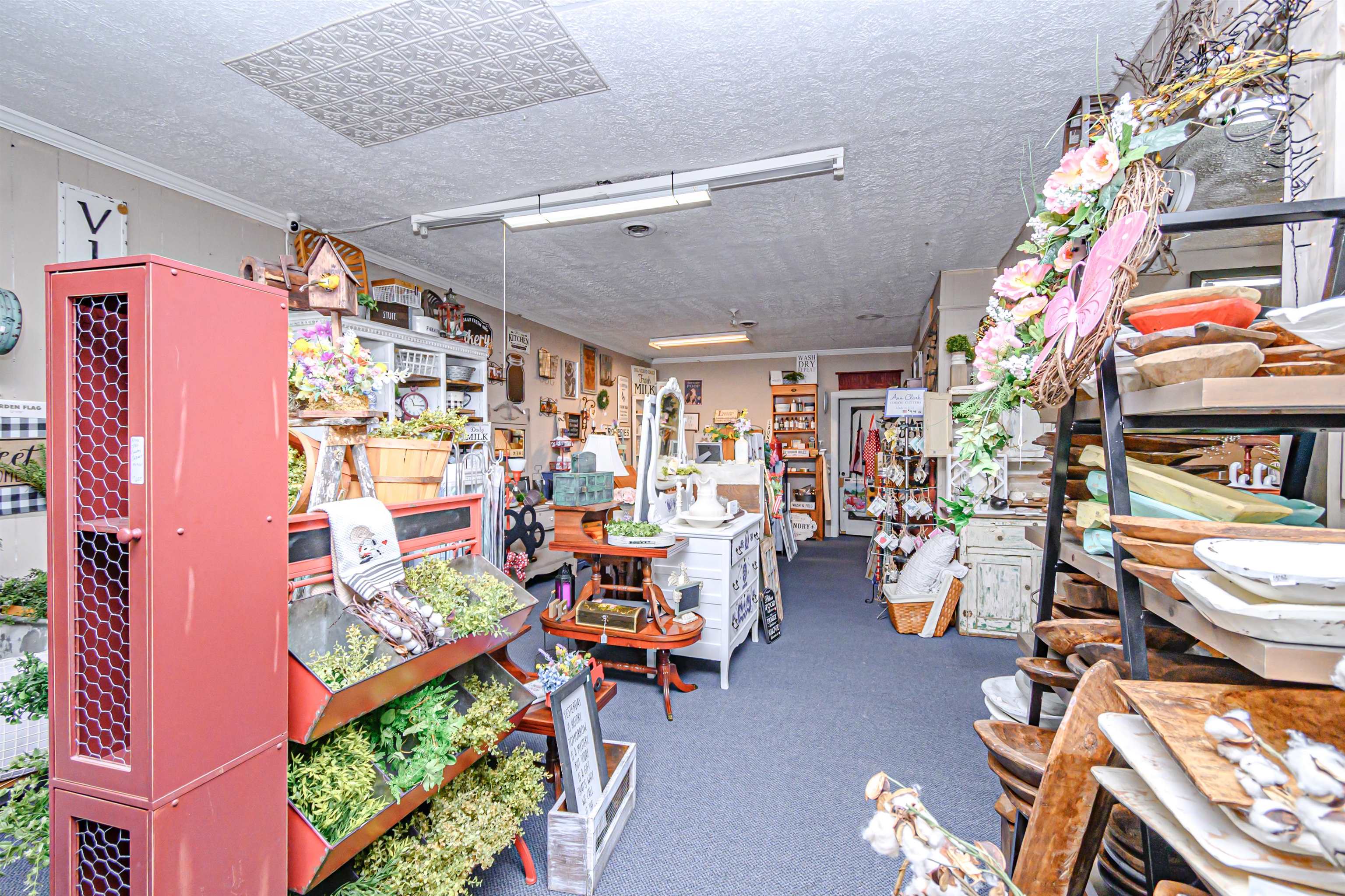 30 Big John Drive, Greenville, Kentucky 42345, ,Mixed Use,For Sale,Big John Drive,89638