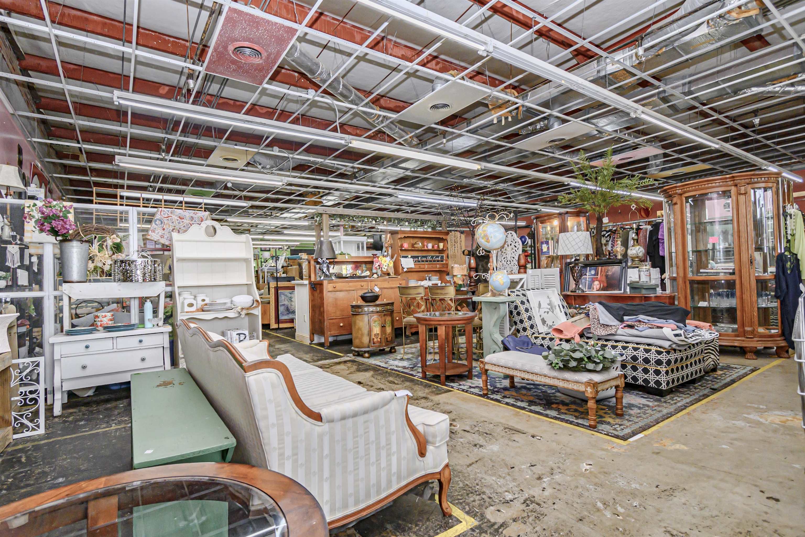 30 Big John Drive, Greenville, Kentucky 42345, ,Mixed Use,For Sale,Big John Drive,89638