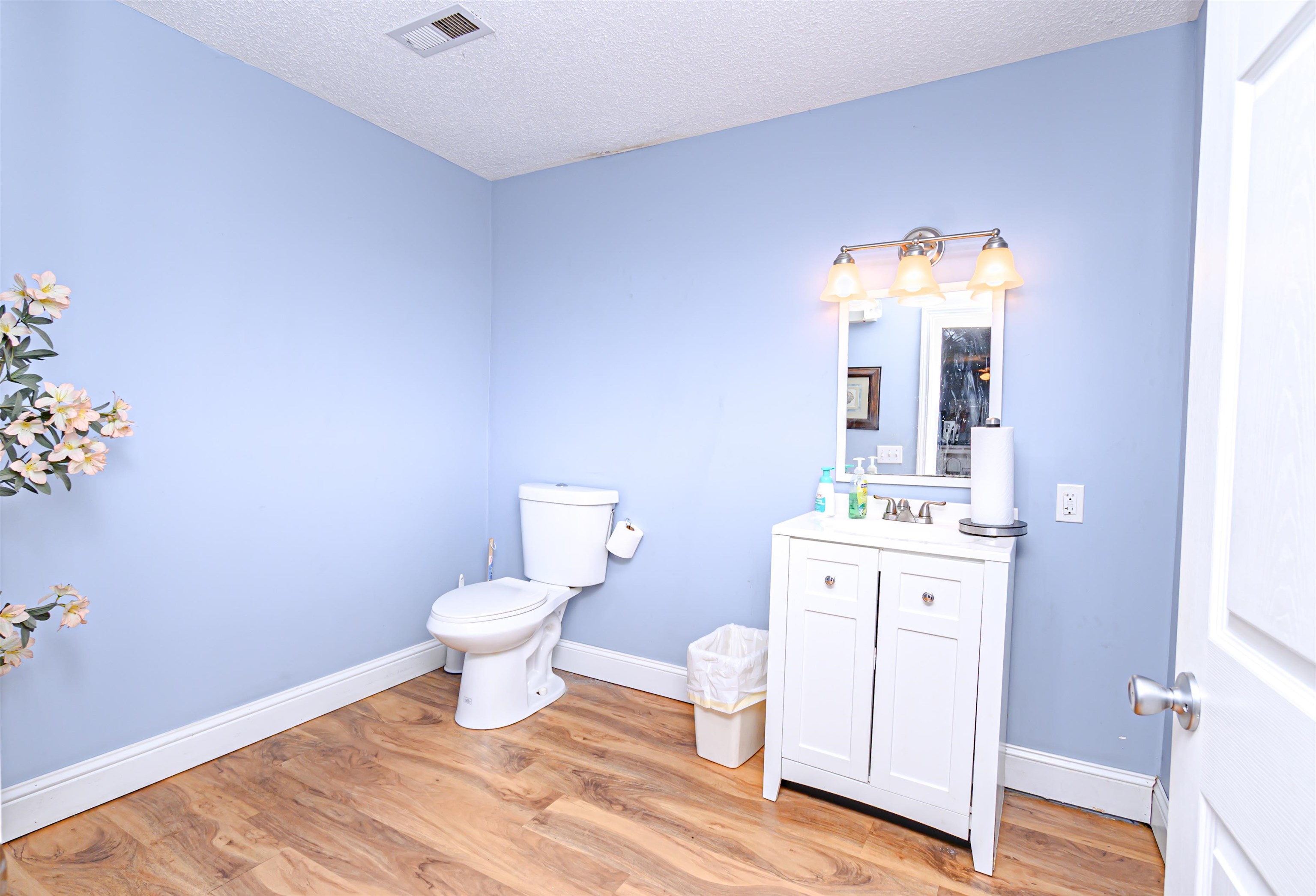 30 Big John Drive, Greenville, Kentucky 42345, ,Mixed Use,For Sale,Big John Drive,89638