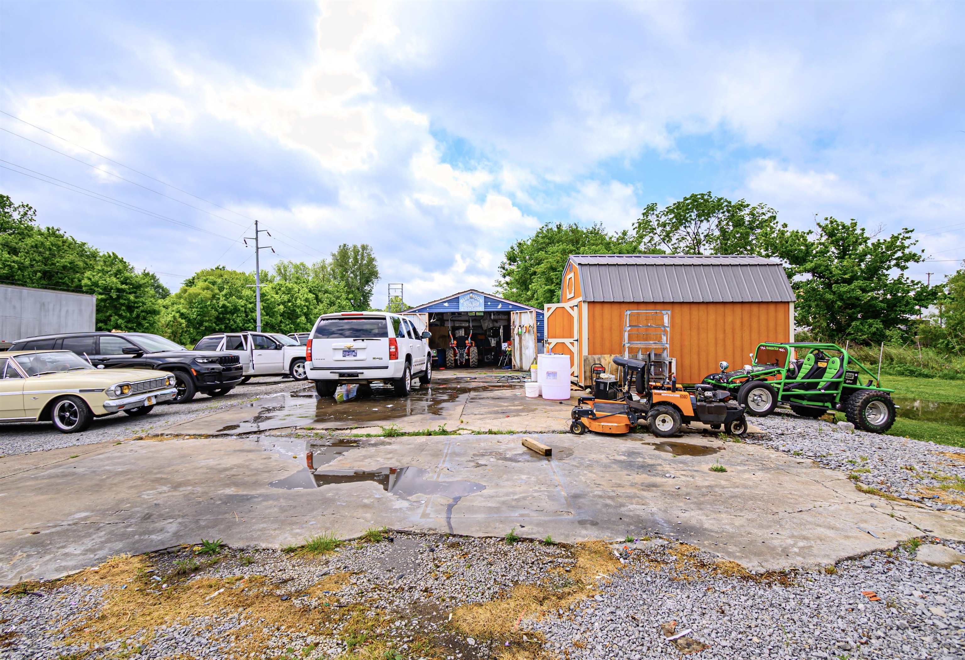 30 Big John Drive, Greenville, Kentucky 42345, ,Mixed Use,For Sale,Big John Drive,89638