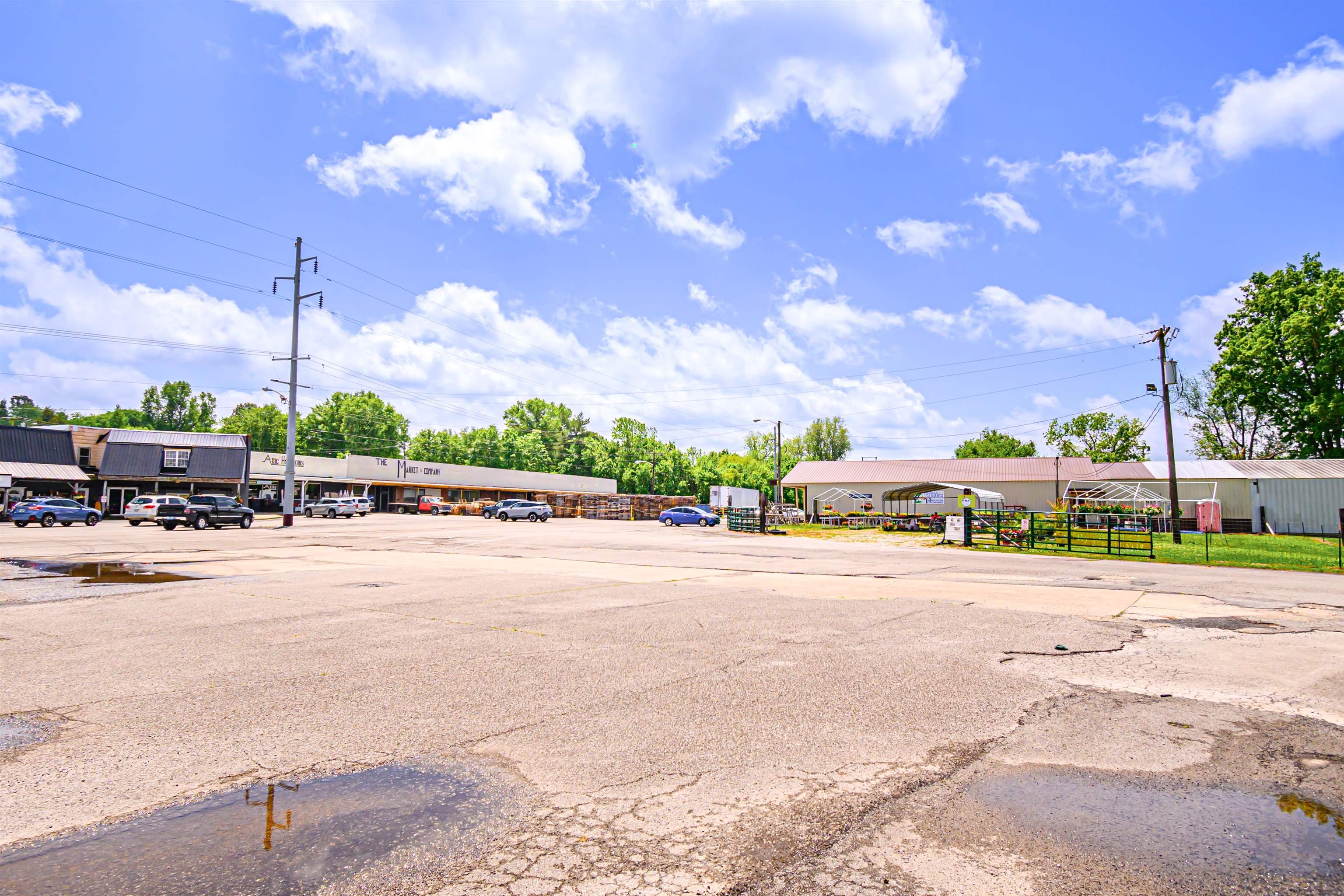 30 Big John Drive, Greenville, Kentucky 42345, ,Mixed Use,For Sale,Big John Drive,89638