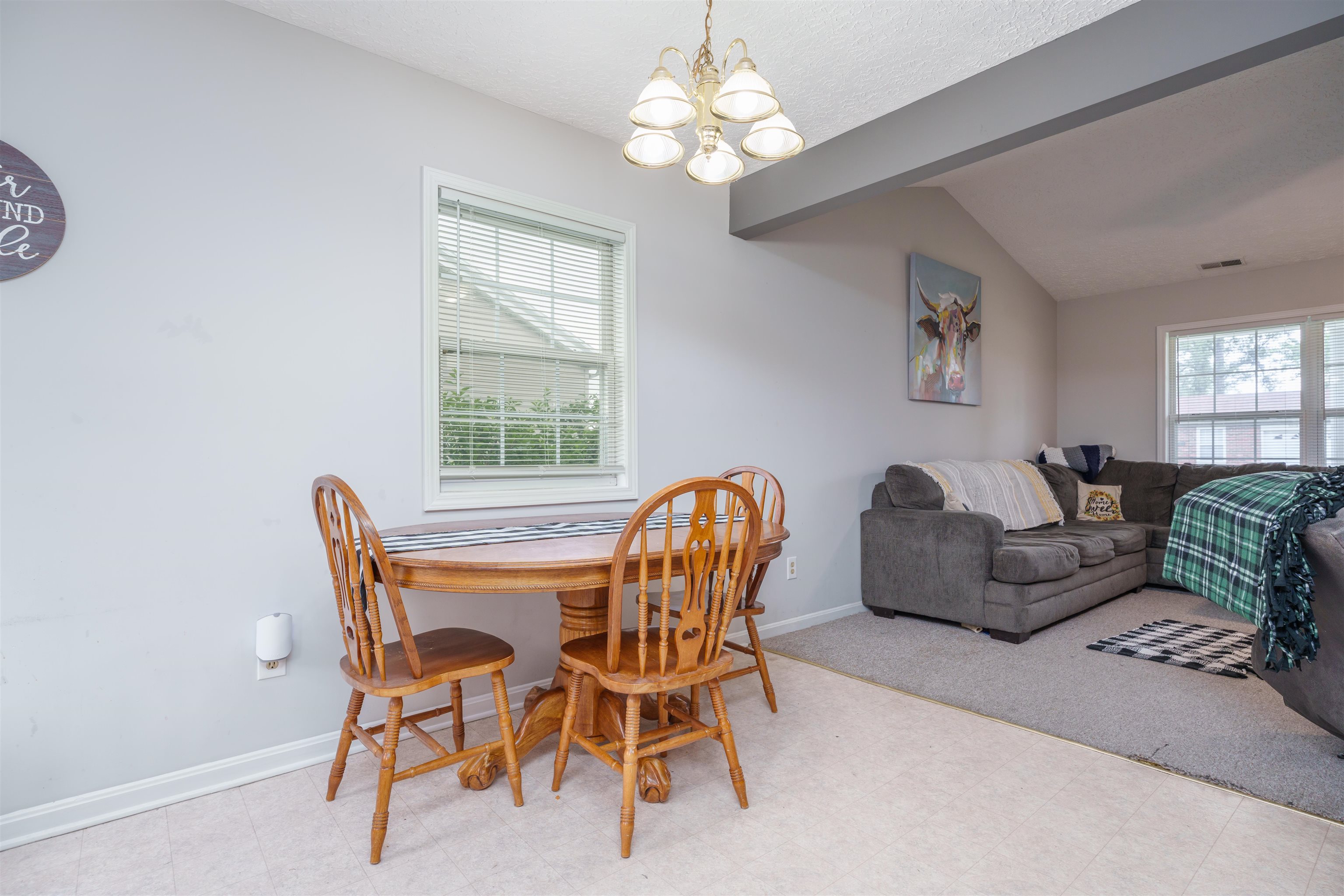 3012 Flamingo Dr., Owensboro, Kentucky 42301, 2 Bedrooms Bedrooms, ,1 BathroomBathrooms,Single Family Residence,For Sale,Flamingo Dr.,89641