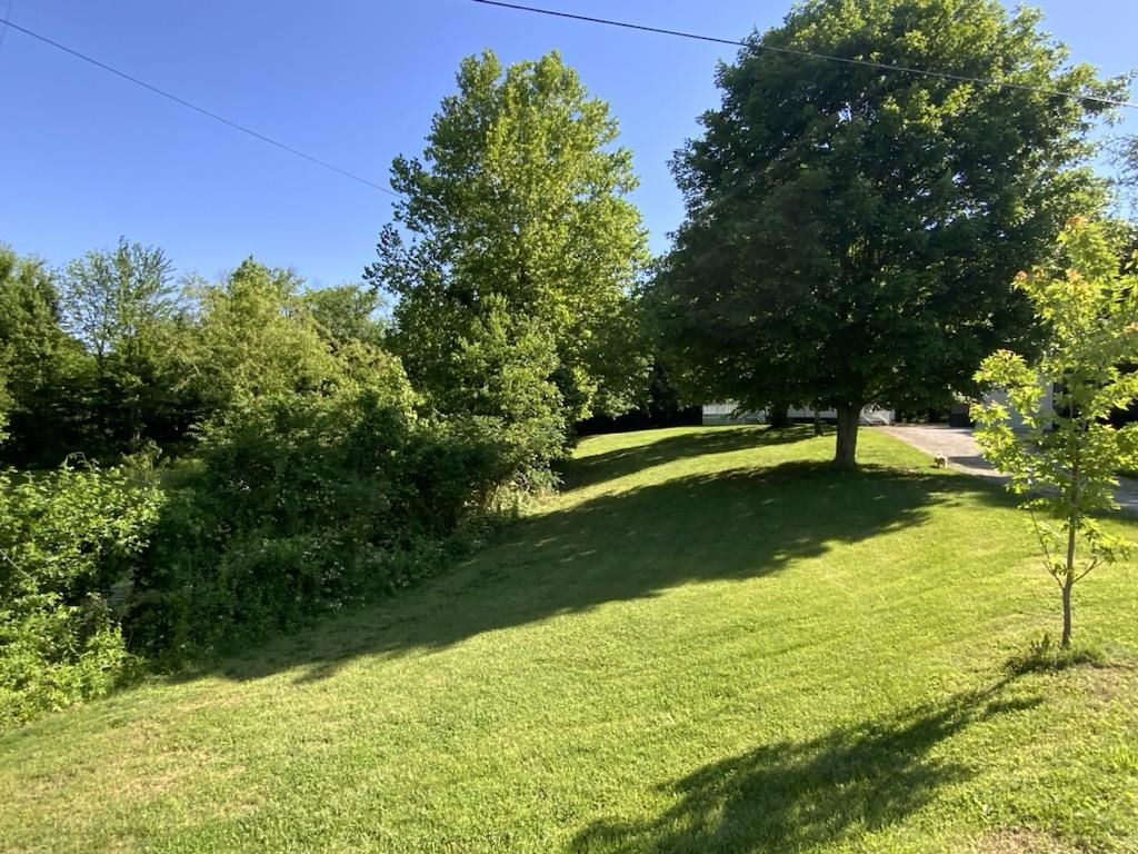 1081 County Rd 25 W, Rockport, IN, Indiana 47635, 3 Bedrooms Bedrooms, ,2 BathroomsBathrooms,Manufactured Home,For Sale,County Rd 25 W,89642