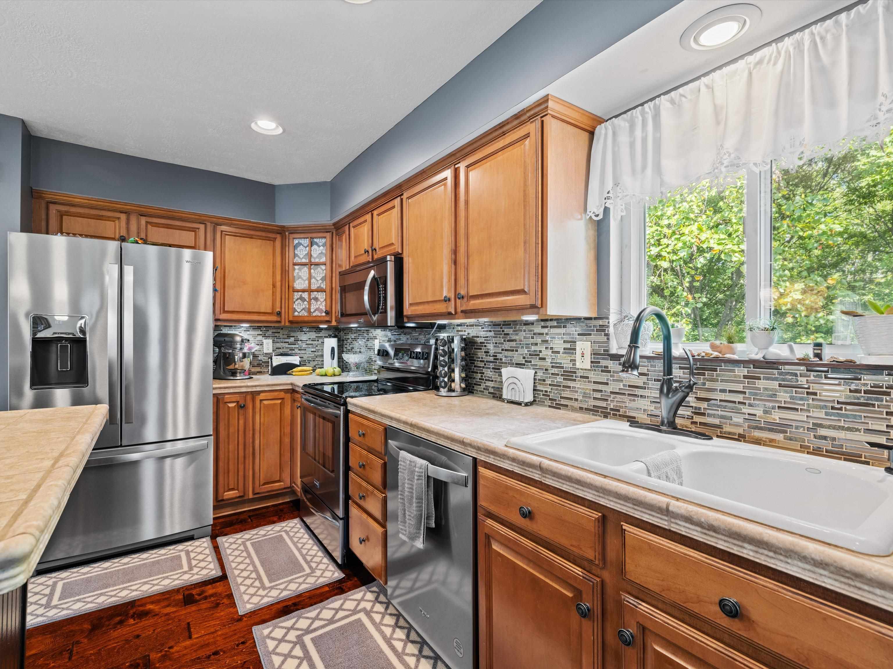 2860 Happy Hollow Road, Hawesville, Kentucky 42348, 3 Bedrooms Bedrooms, ,2 BathroomsBathrooms,Single Family Residence,For Sale,Happy Hollow Road,89644