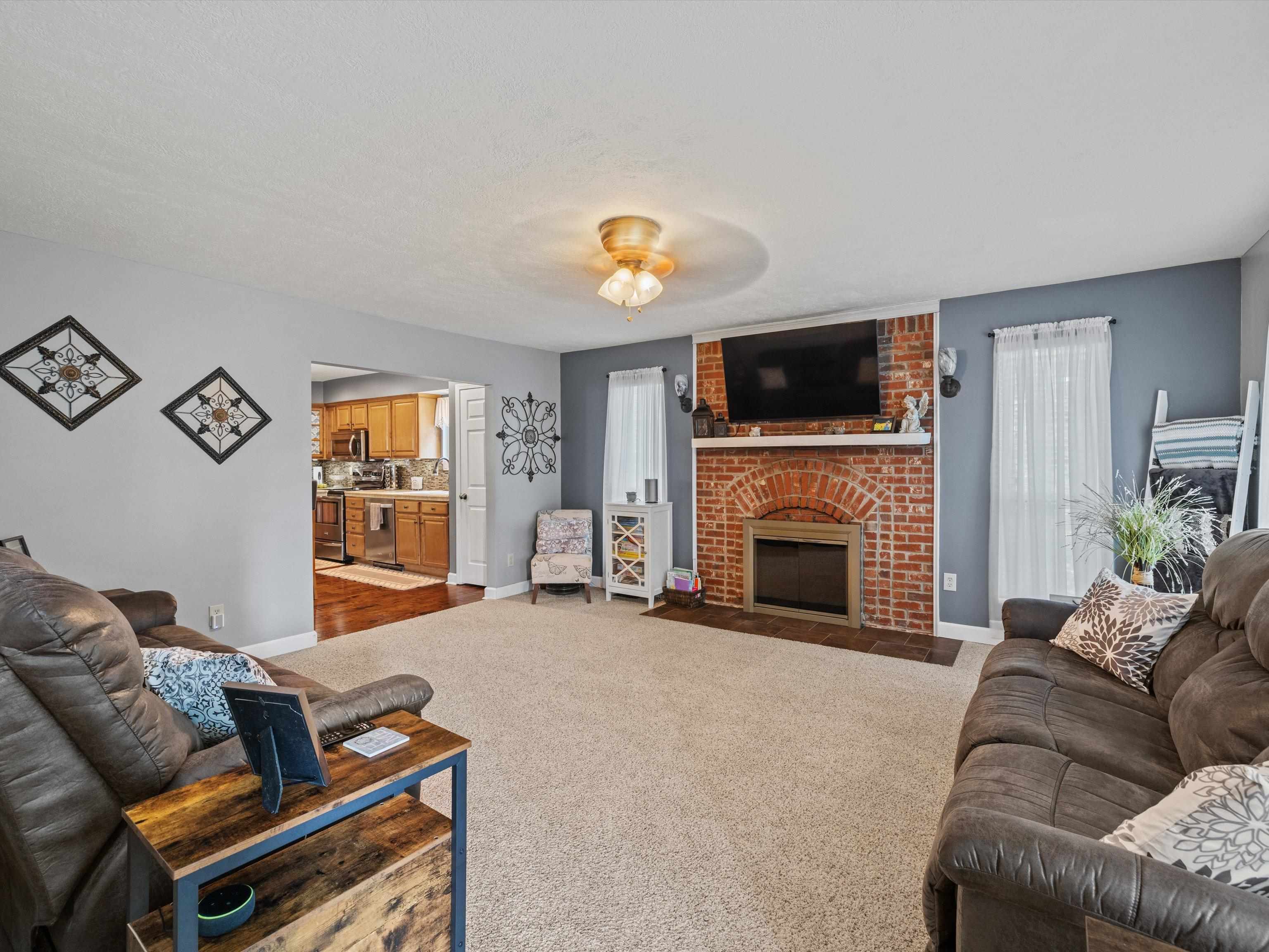 2860 Happy Hollow Road, Hawesville, Kentucky 42348, 3 Bedrooms Bedrooms, ,2 BathroomsBathrooms,Single Family Residence,For Sale,Happy Hollow Road,89644
