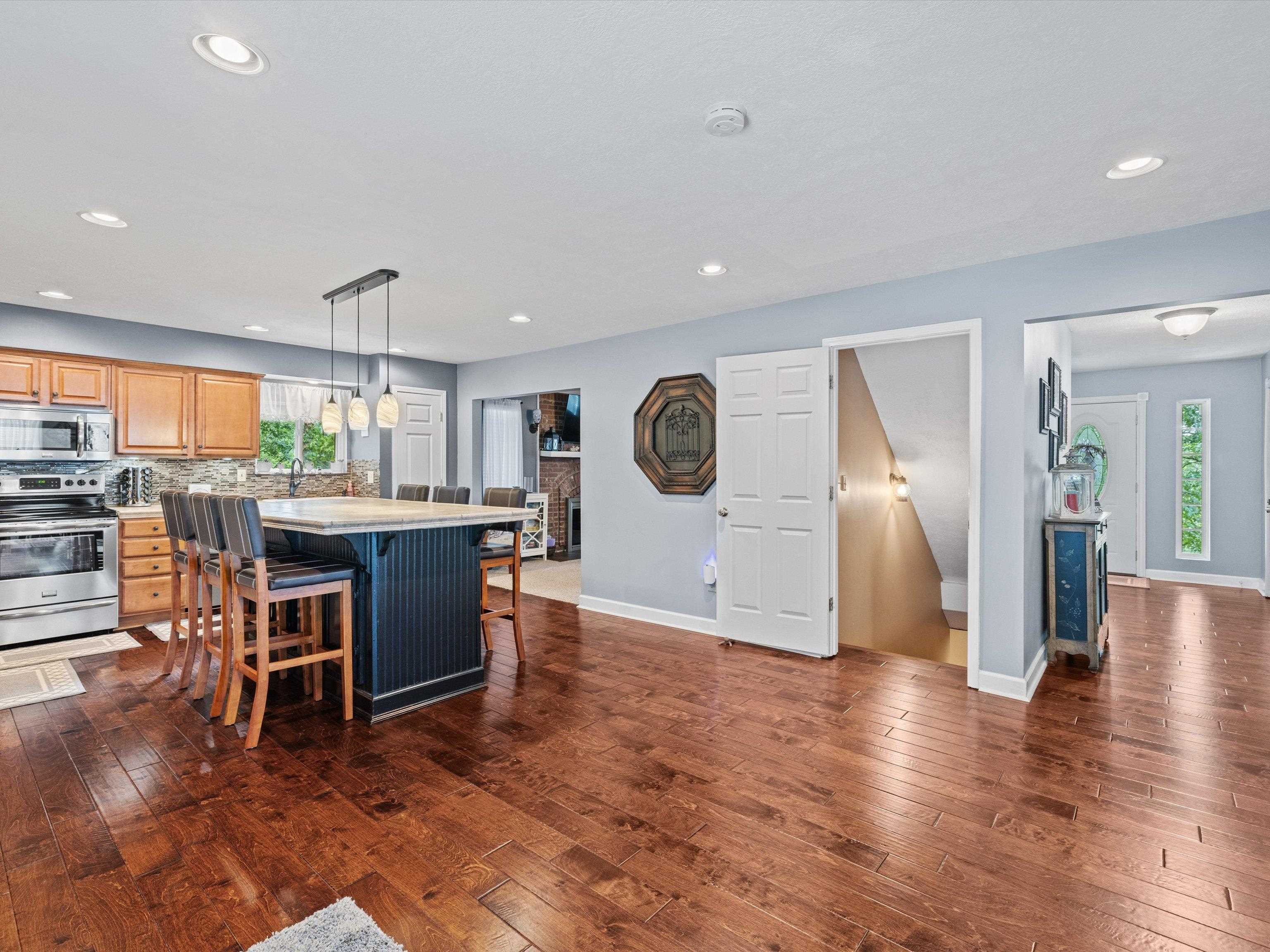 2860 Happy Hollow Road, Hawesville, Kentucky 42348, 3 Bedrooms Bedrooms, ,2 BathroomsBathrooms,Single Family Residence,For Sale,Happy Hollow Road,89644