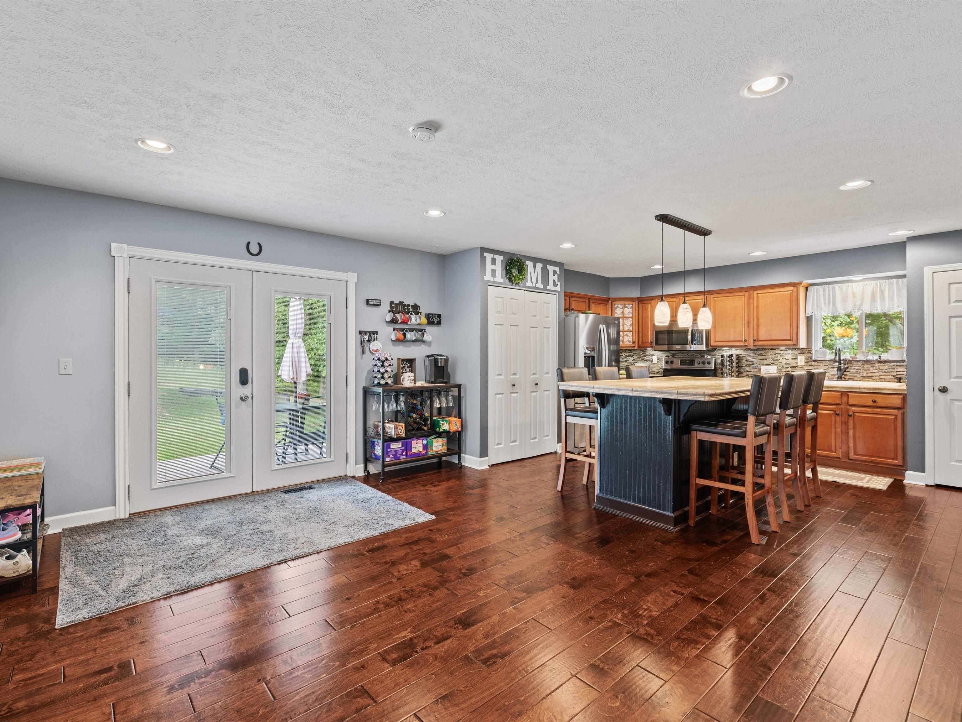2860 Happy Hollow Road, Hawesville, Kentucky 42348, 3 Bedrooms Bedrooms, ,2 BathroomsBathrooms,Single Family Residence,For Sale,Happy Hollow Road,89644