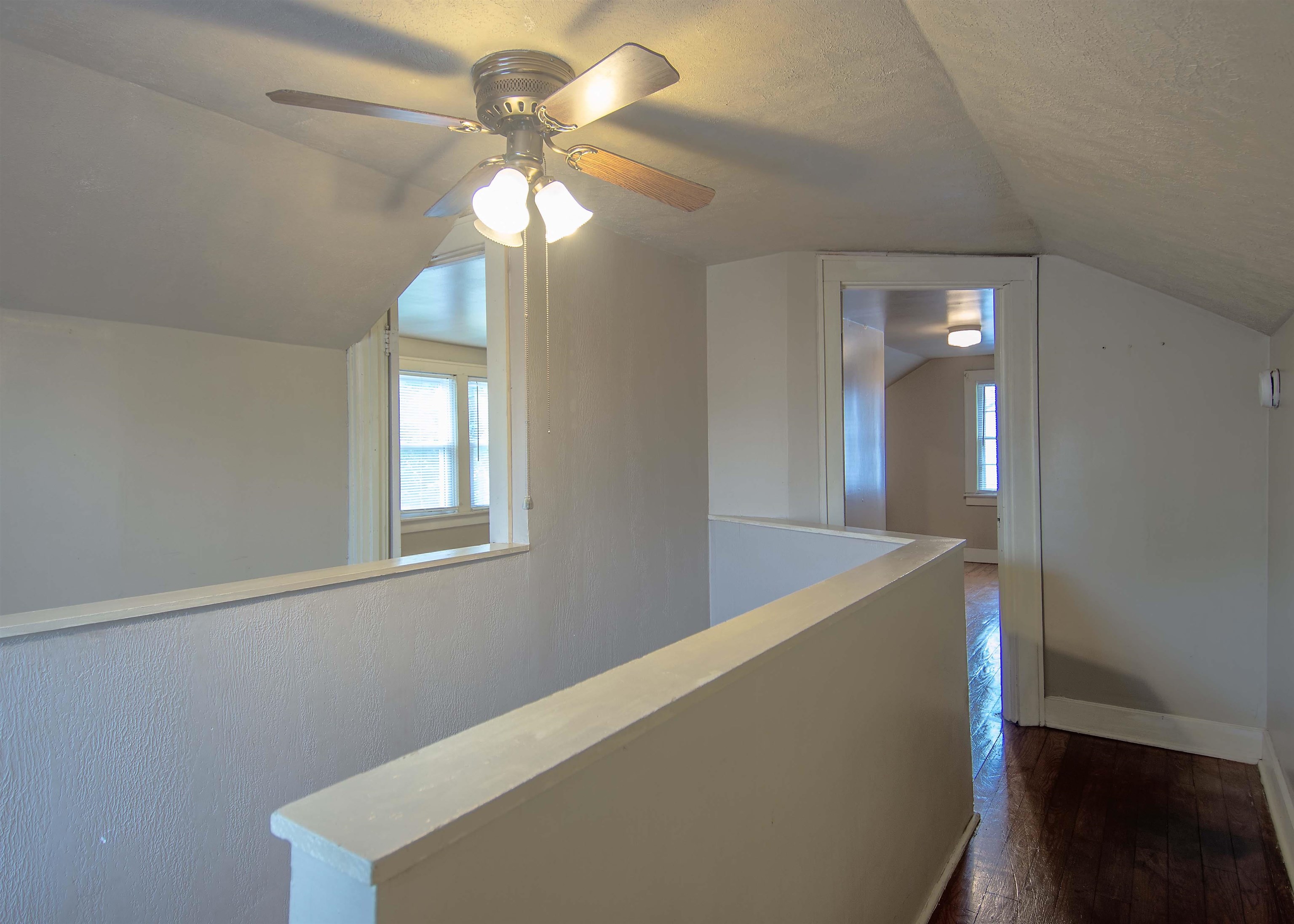 407 22nd Street, Owensboro, Kentucky 42303, 4 Bedrooms Bedrooms, ,1 BathroomBathrooms,Single Family Residence,For Sale,22nd Street,89650