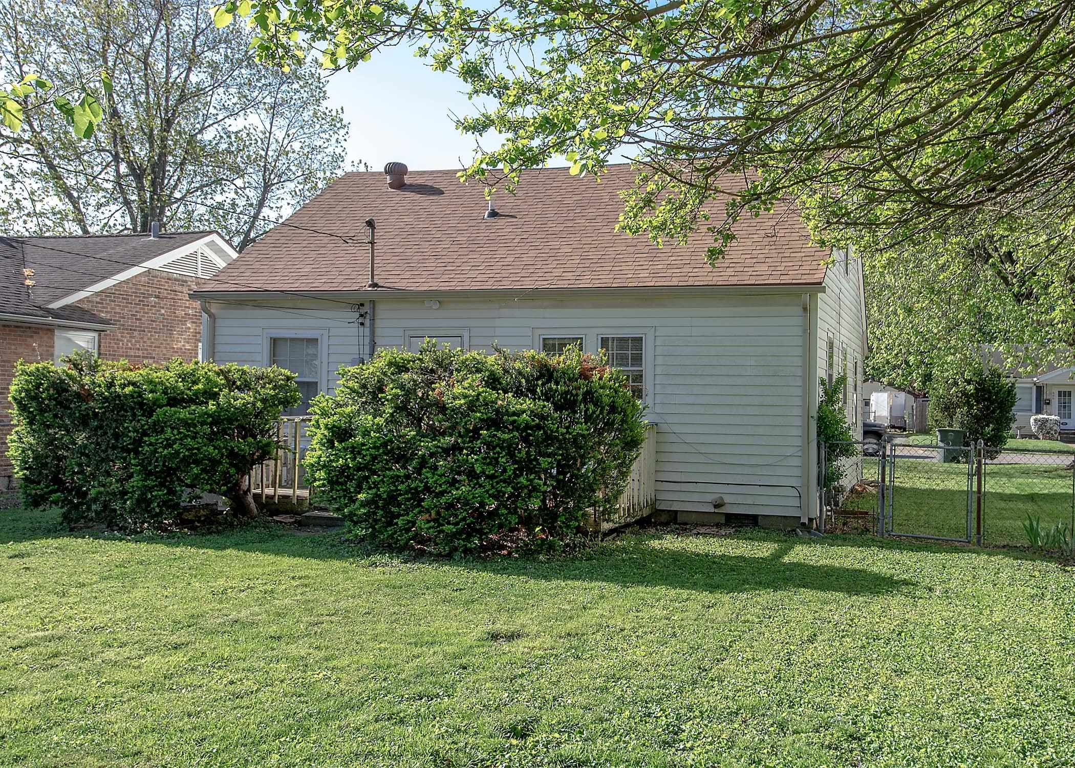 407 22nd Street, Owensboro, Kentucky 42303, 4 Bedrooms Bedrooms, ,1 BathroomBathrooms,Single Family Residence,For Sale,22nd Street,89650