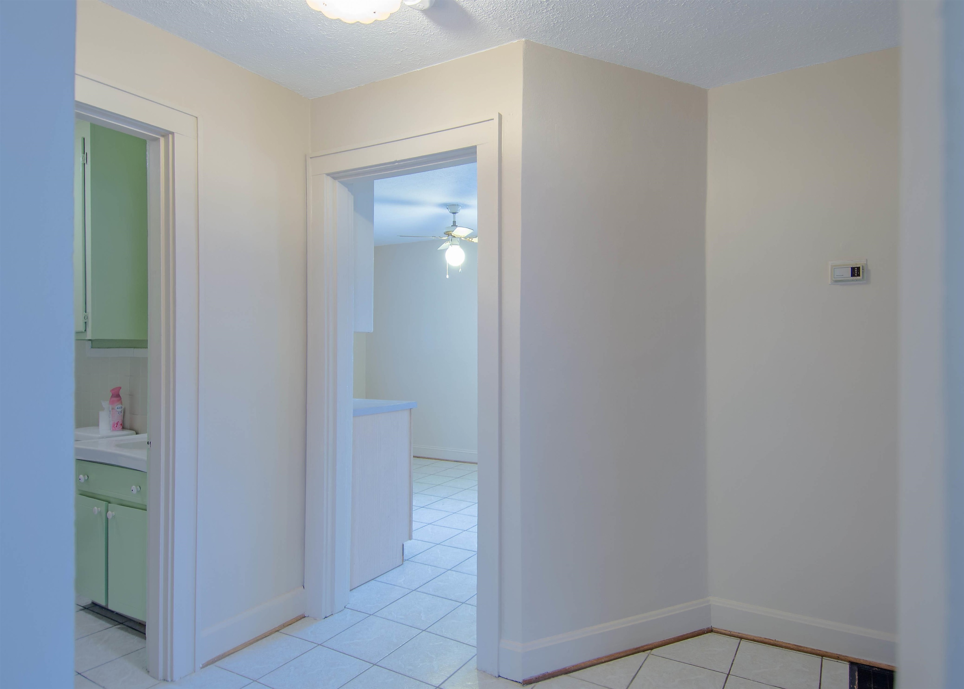 407 22nd Street, Owensboro, Kentucky 42303, 4 Bedrooms Bedrooms, ,1 BathroomBathrooms,Single Family Residence,For Sale,22nd Street,89650