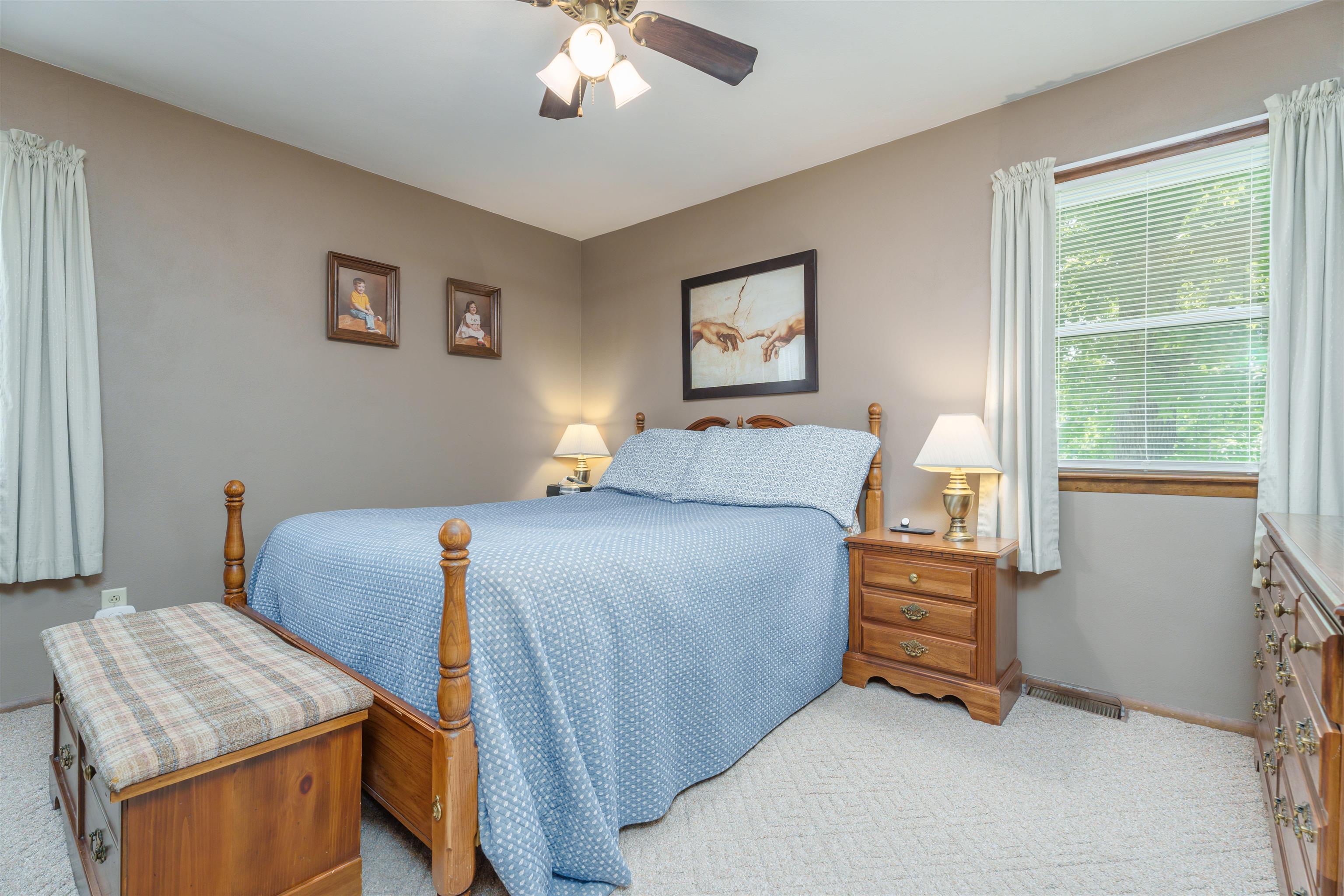 4721 Becker Drive, Owensboro, Kentucky 42303, 3 Bedrooms Bedrooms, ,2 BathroomsBathrooms,Single Family Residence,For Sale,Becker Drive,89651