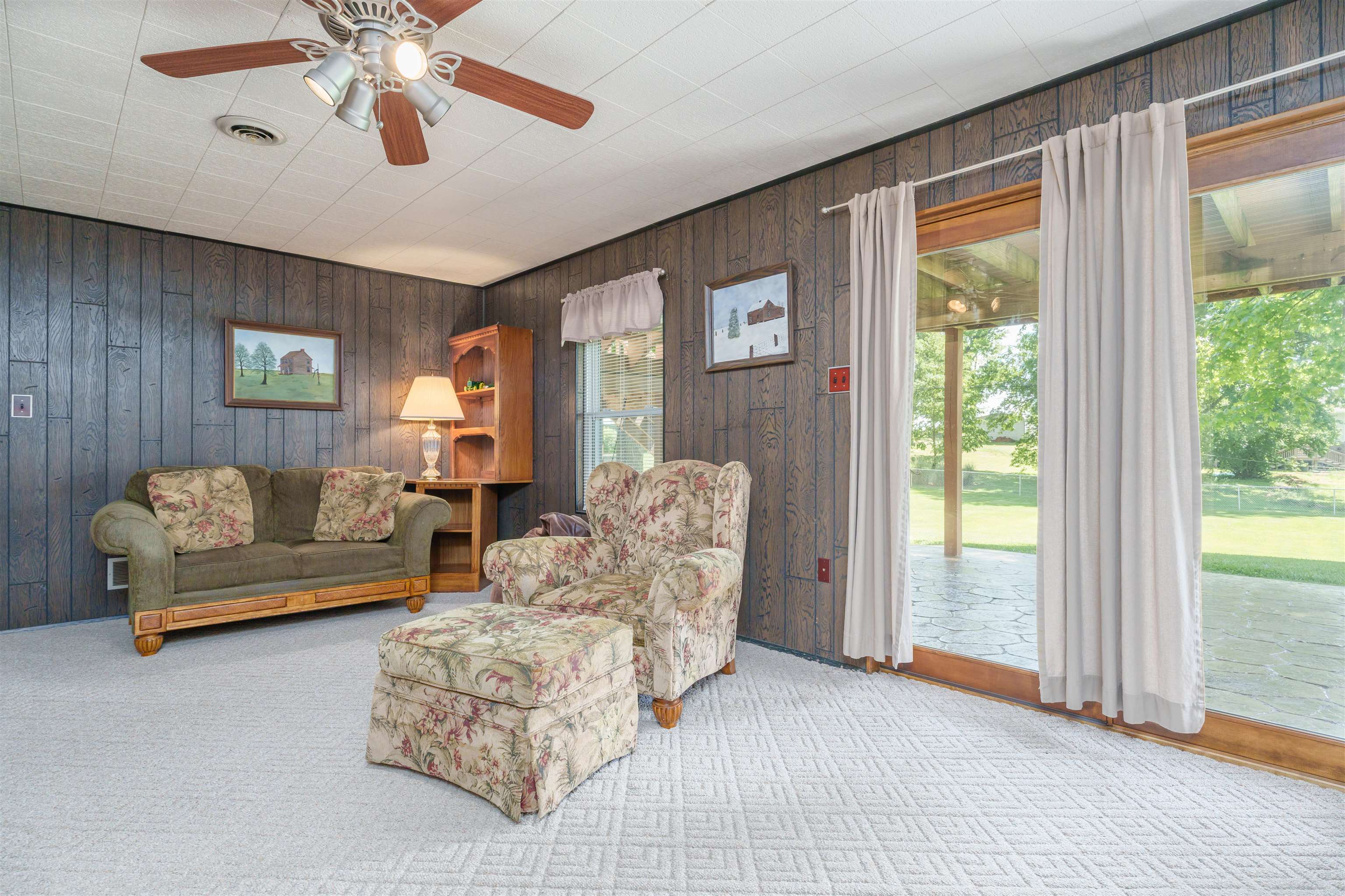 4721 Becker Drive, Owensboro, Kentucky 42303, 3 Bedrooms Bedrooms, ,2 BathroomsBathrooms,Single Family Residence,For Sale,Becker Drive,89651