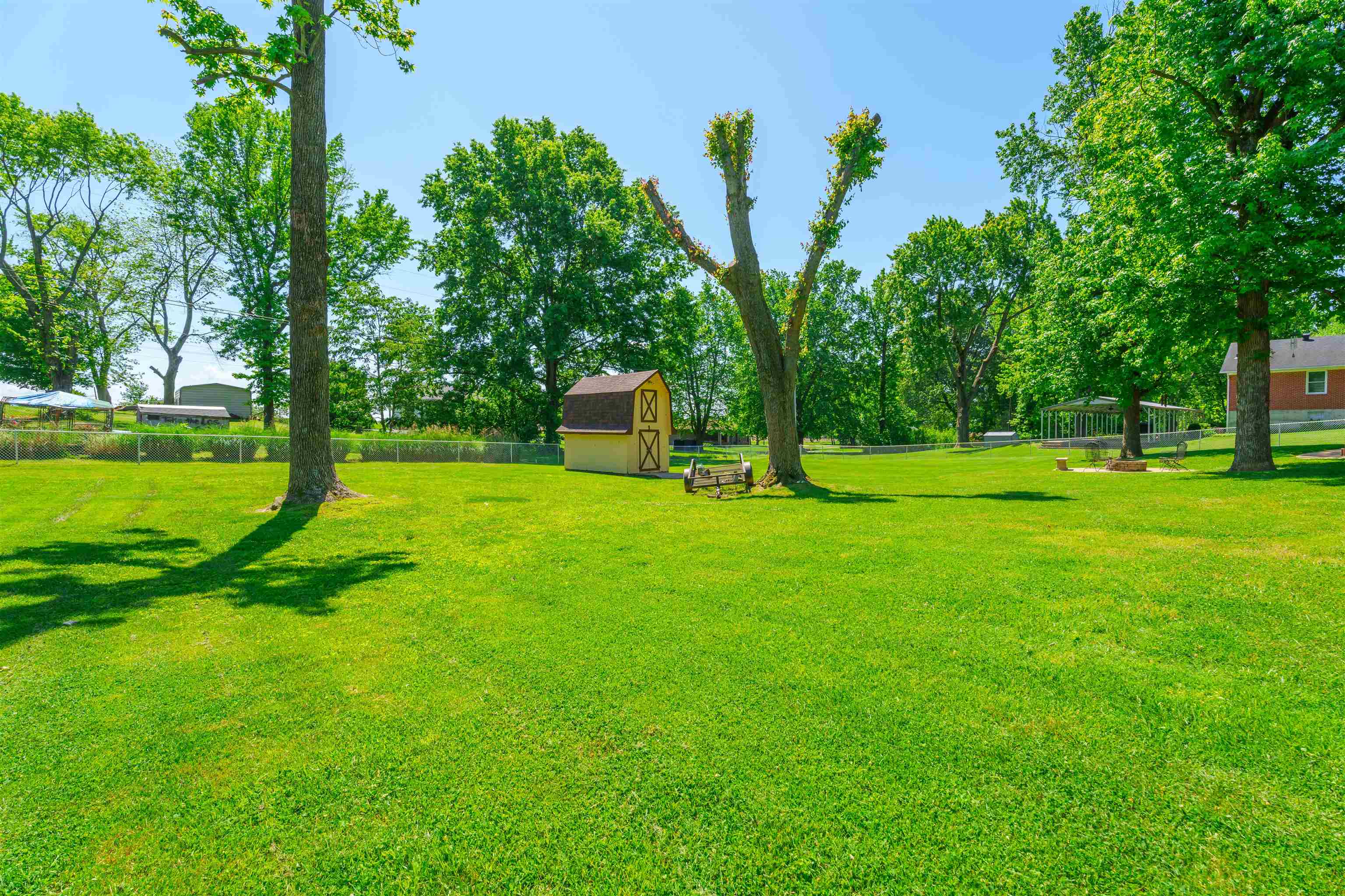 4721 Becker Drive, Owensboro, Kentucky 42303, 3 Bedrooms Bedrooms, ,2 BathroomsBathrooms,Single Family Residence,For Sale,Becker Drive,89651