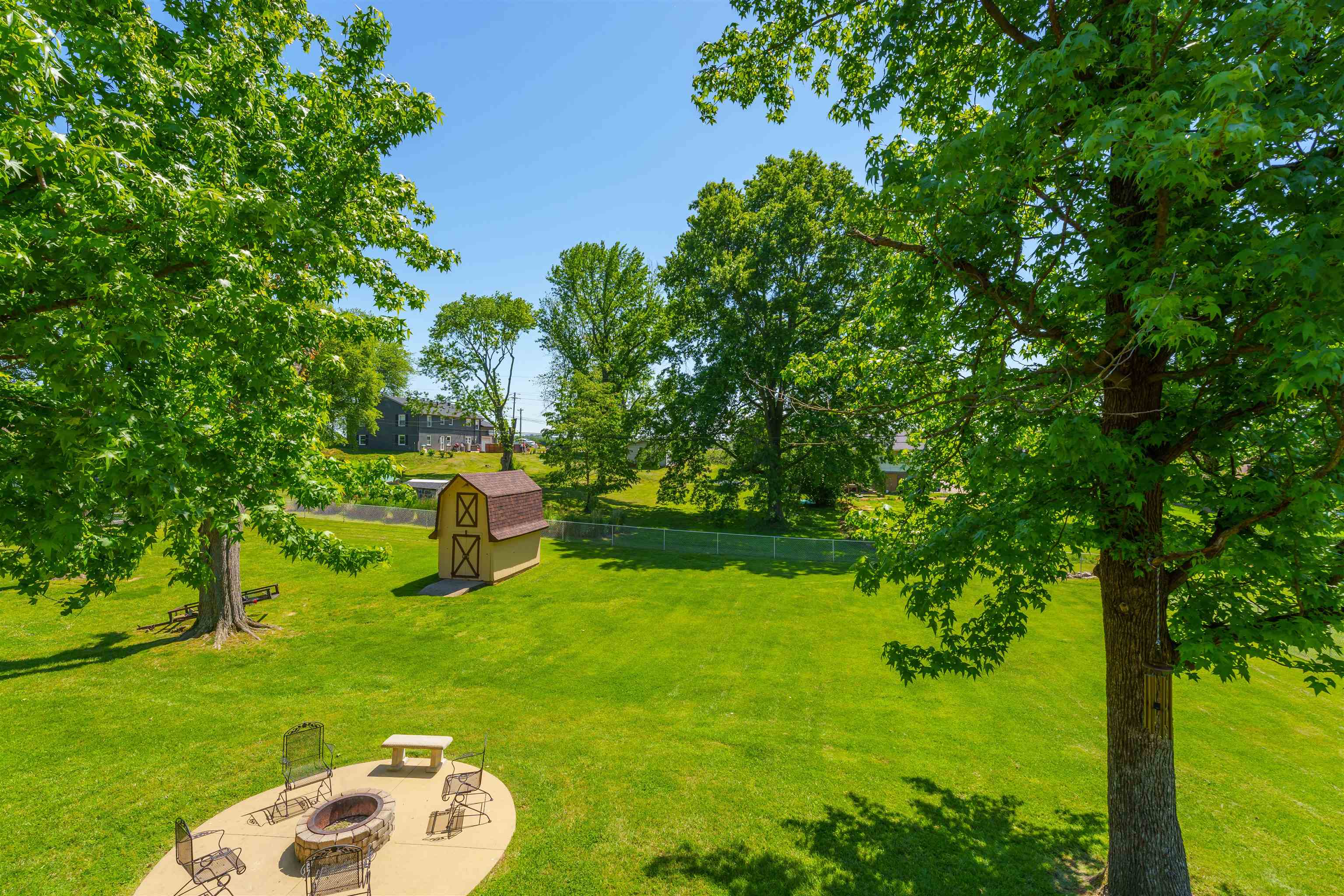 4721 Becker Drive, Owensboro, Kentucky 42303, 3 Bedrooms Bedrooms, ,2 BathroomsBathrooms,Single Family Residence,For Sale,Becker Drive,89651