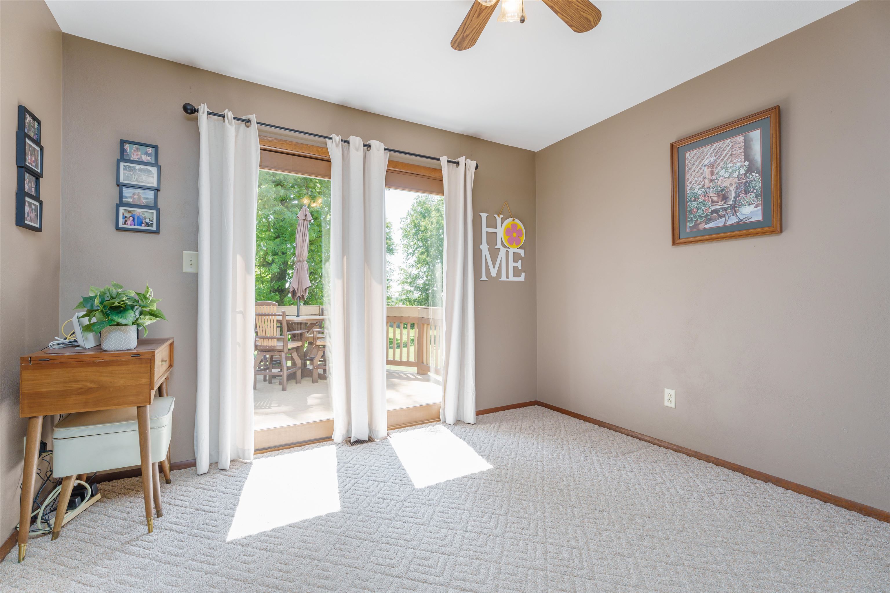 4721 Becker Drive, Owensboro, Kentucky 42303, 3 Bedrooms Bedrooms, ,2 BathroomsBathrooms,Single Family Residence,For Sale,Becker Drive,89651