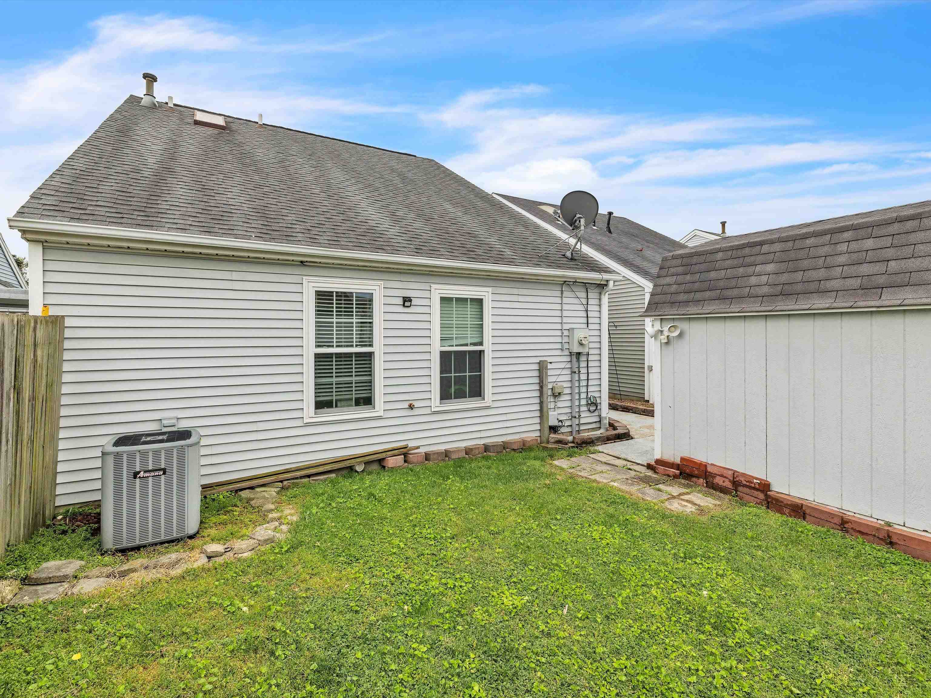 2429 Elder Dr, Owensboro, Kentucky 42301-6545, 3 Bedrooms Bedrooms, ,2 BathroomsBathrooms,Single Family Residence,For Sale,Elder Dr,89652