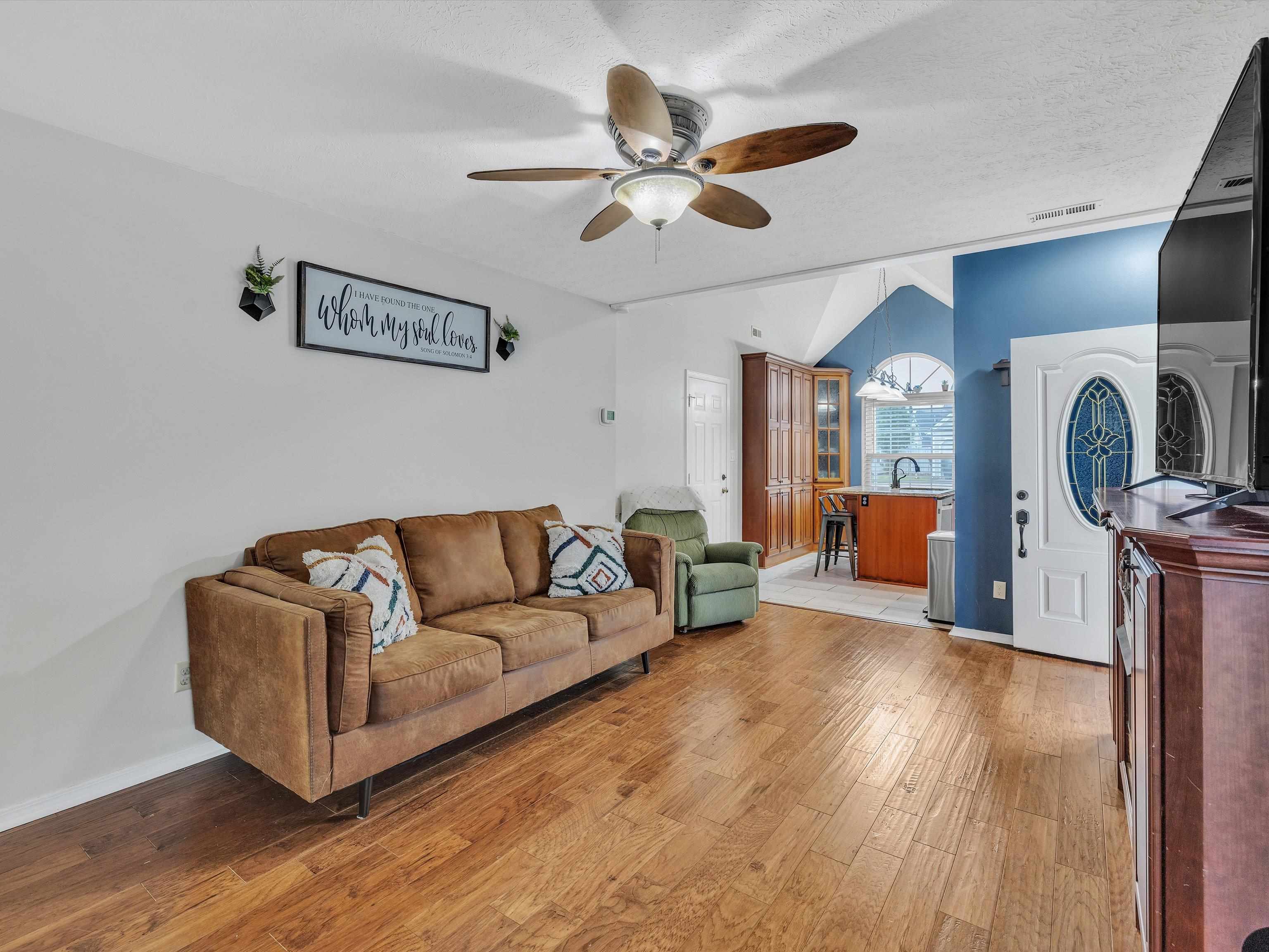 2429 Elder Dr, Owensboro, Kentucky 42301-6545, 3 Bedrooms Bedrooms, ,2 BathroomsBathrooms,Single Family Residence,For Sale,Elder Dr,89652