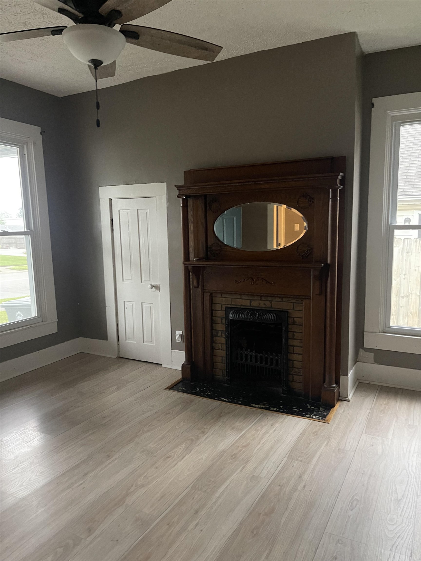 625 Center St., Owensboro, Kentucky 42303, 3 Bedrooms Bedrooms, ,1 BathroomBathrooms,Single Family Residence,For Sale,Center St.,89653