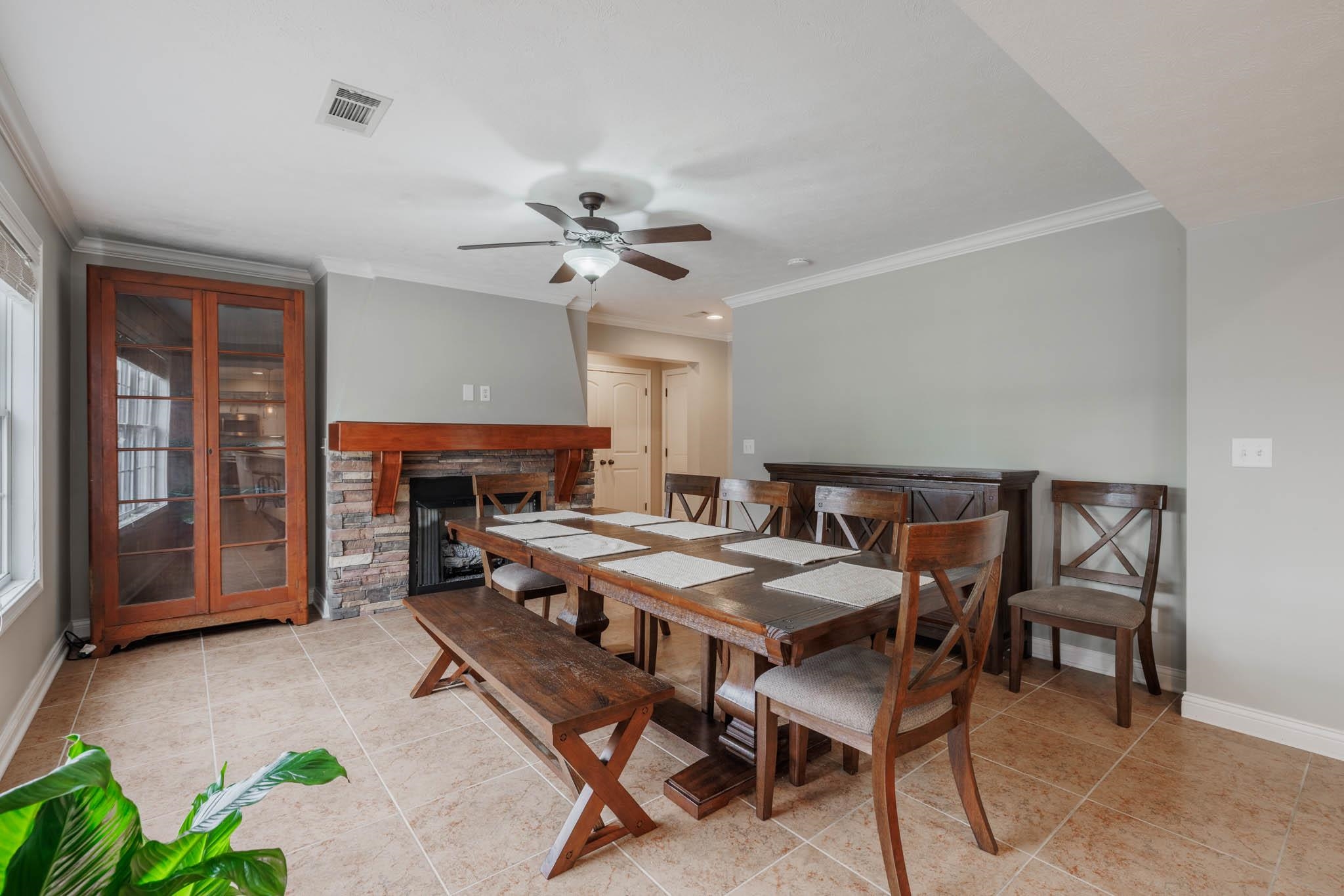 2347 Overlook Park, Owensboro, Kentucky 42303, 4 Bedrooms Bedrooms, ,2 BathroomsBathrooms,Single Family Residence,For Sale,Overlook Park,89655