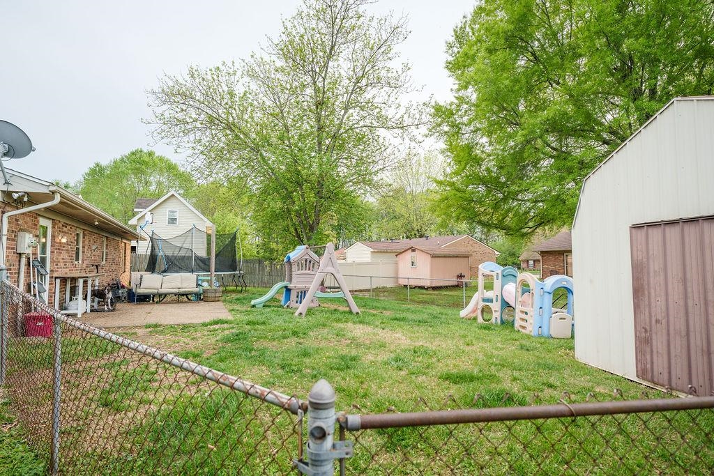 4726 Burstone Ct., Owensboro, Kentucky 42303, 3 Bedrooms Bedrooms, ,1 BathroomBathrooms,Single Family Residence,For Sale,Burstone Ct.,89656