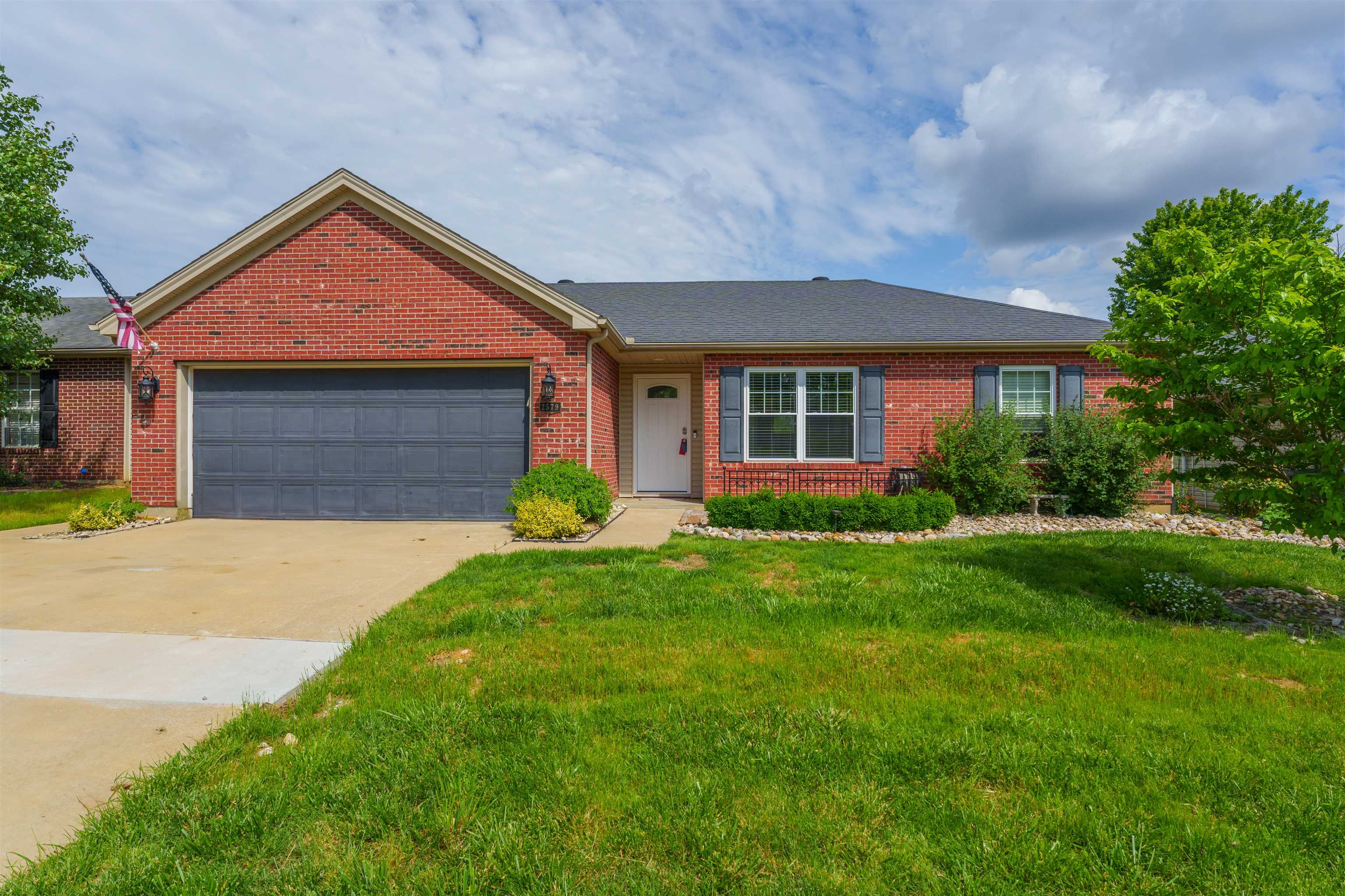 2579 Landing Terrace, Owensboro, Kentucky 42303, 3 Bedrooms Bedrooms, ,2 BathroomsBathrooms,Single Family Residence,For Sale,Landing Terrace,89657