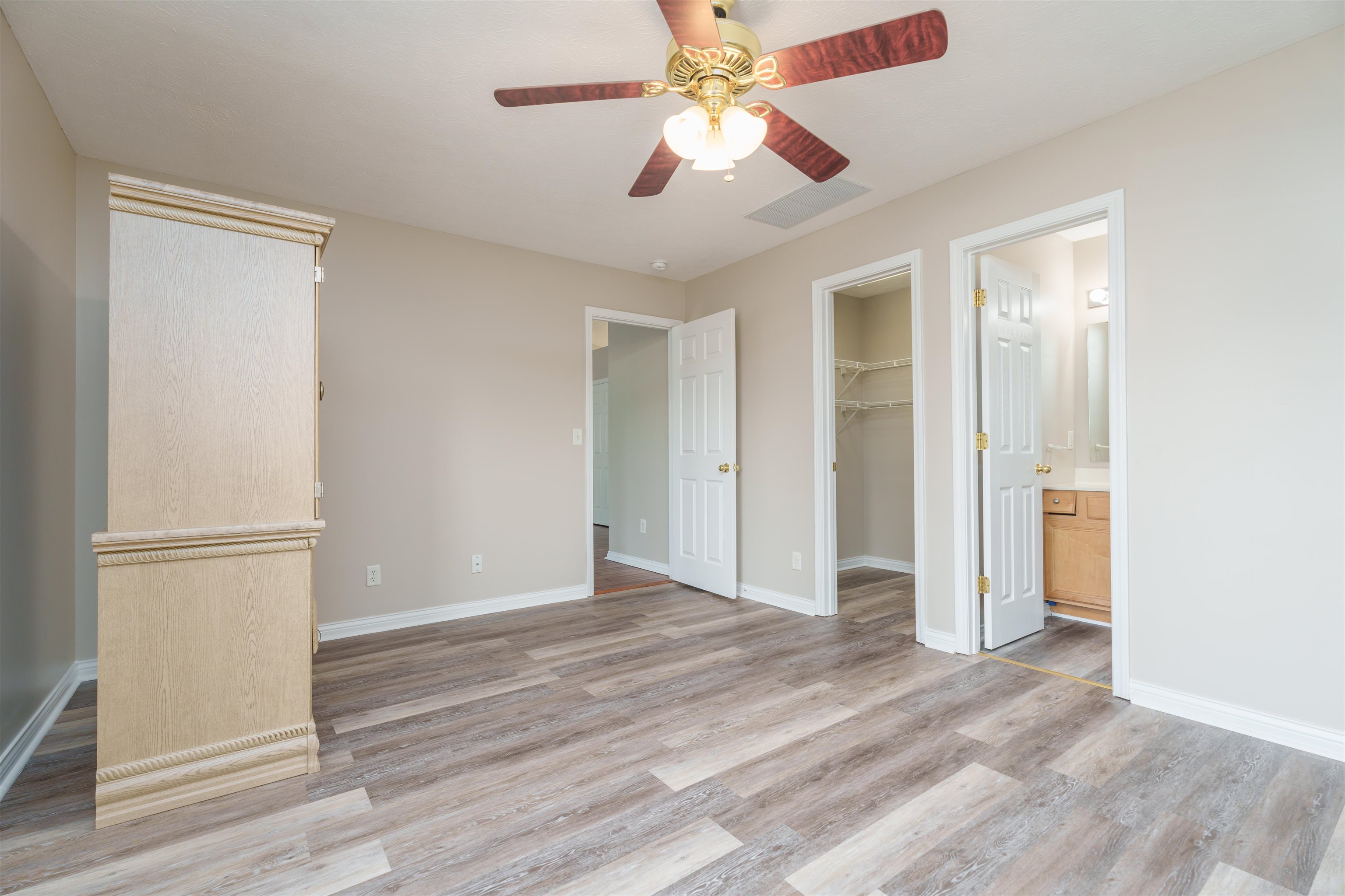 2579 Landing Terrace, Owensboro, Kentucky 42303, 3 Bedrooms Bedrooms, ,2 BathroomsBathrooms,Single Family Residence,For Sale,Landing Terrace,89657
