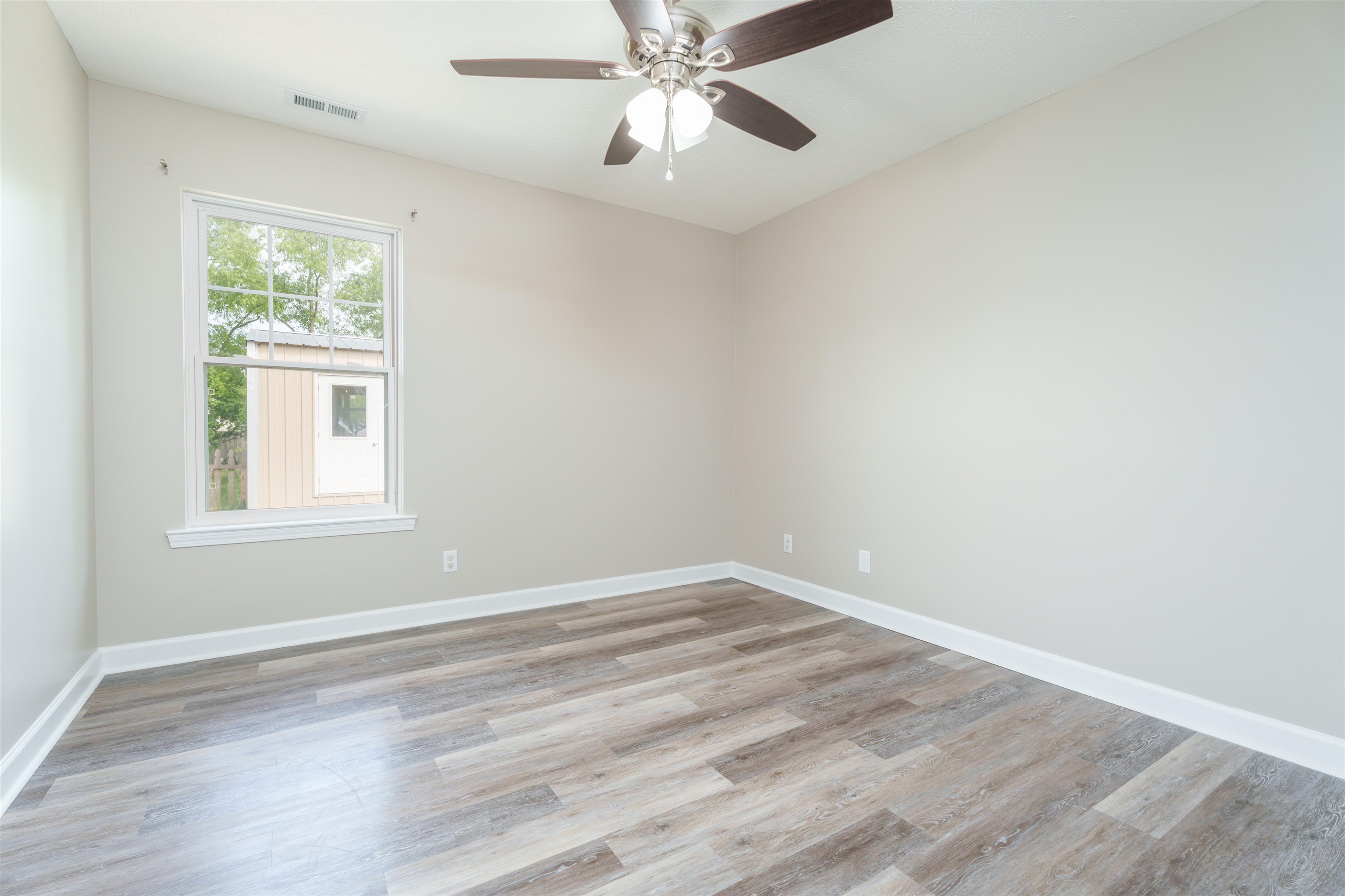 2579 Landing Terrace, Owensboro, Kentucky 42303, 3 Bedrooms Bedrooms, ,2 BathroomsBathrooms,Single Family Residence,For Sale,Landing Terrace,89657