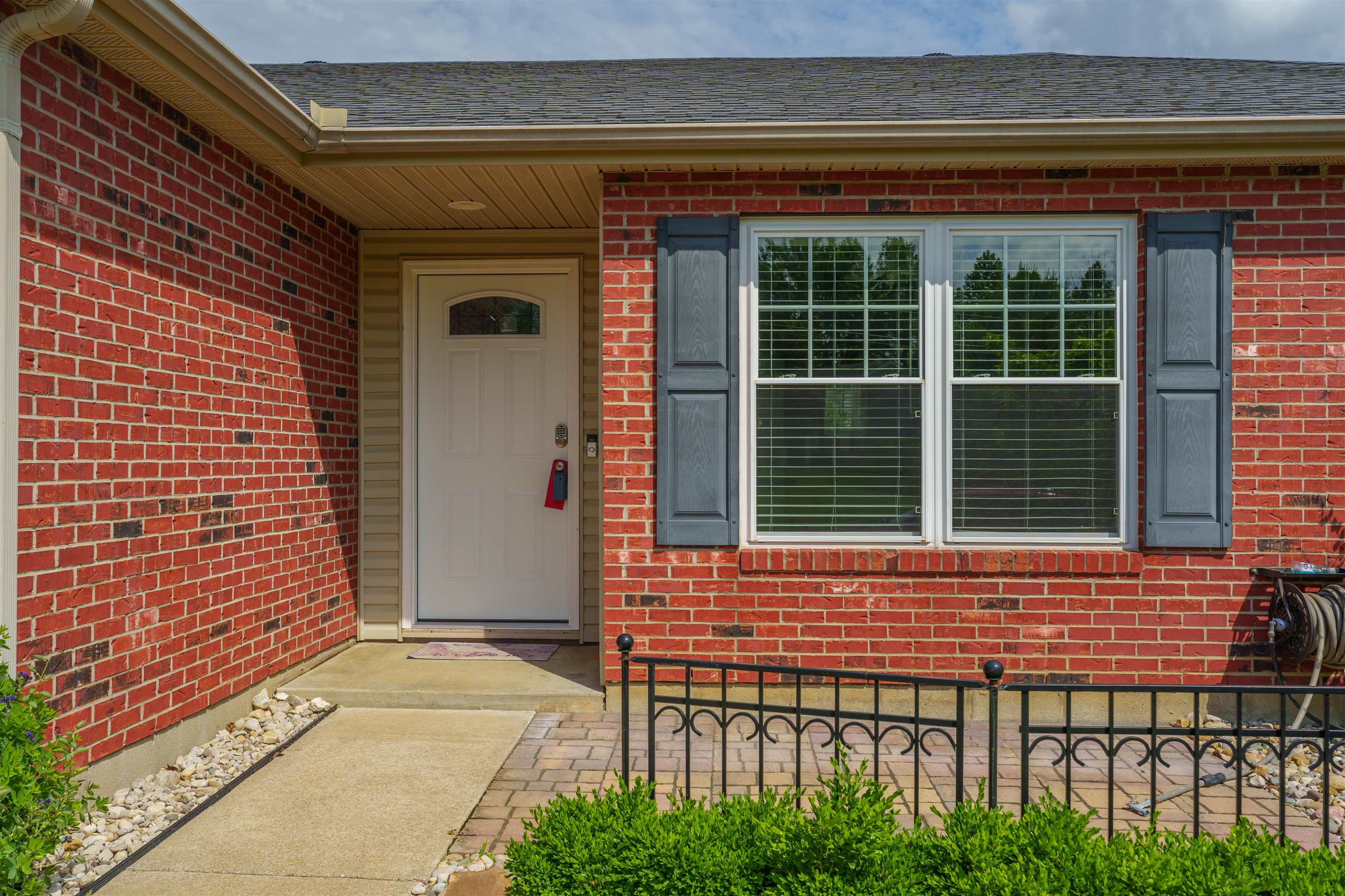 2579 Landing Terrace, Owensboro, Kentucky 42303, 3 Bedrooms Bedrooms, ,2 BathroomsBathrooms,Single Family Residence,For Sale,Landing Terrace,89657