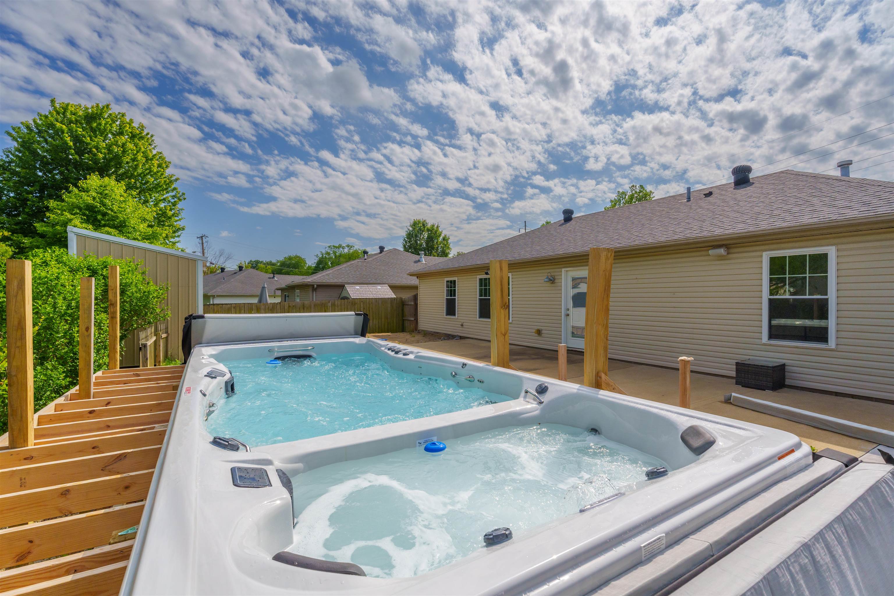 2579 Landing Terrace, Owensboro, Kentucky 42303, 3 Bedrooms Bedrooms, ,2 BathroomsBathrooms,Single Family Residence,For Sale,Landing Terrace,89657
