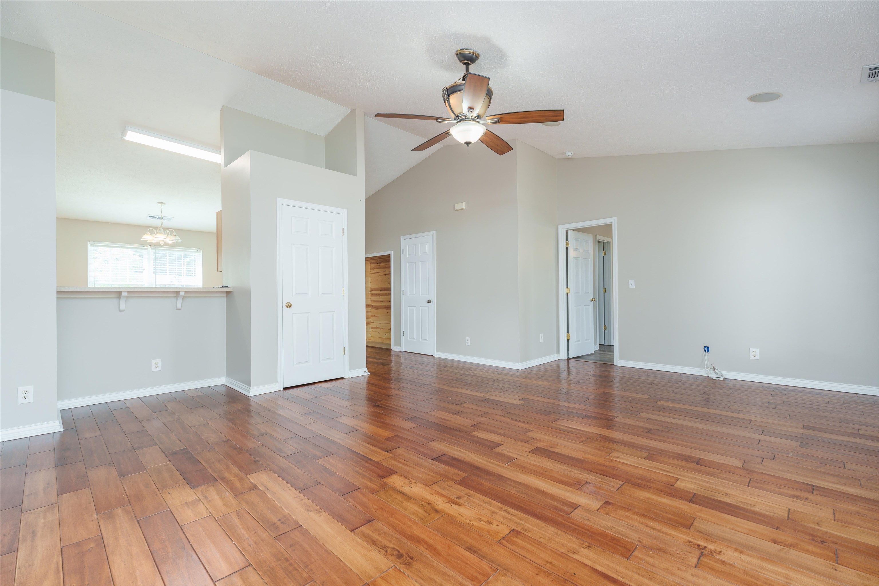 2579 Landing Terrace, Owensboro, Kentucky 42303, 3 Bedrooms Bedrooms, ,2 BathroomsBathrooms,Single Family Residence,For Sale,Landing Terrace,89657