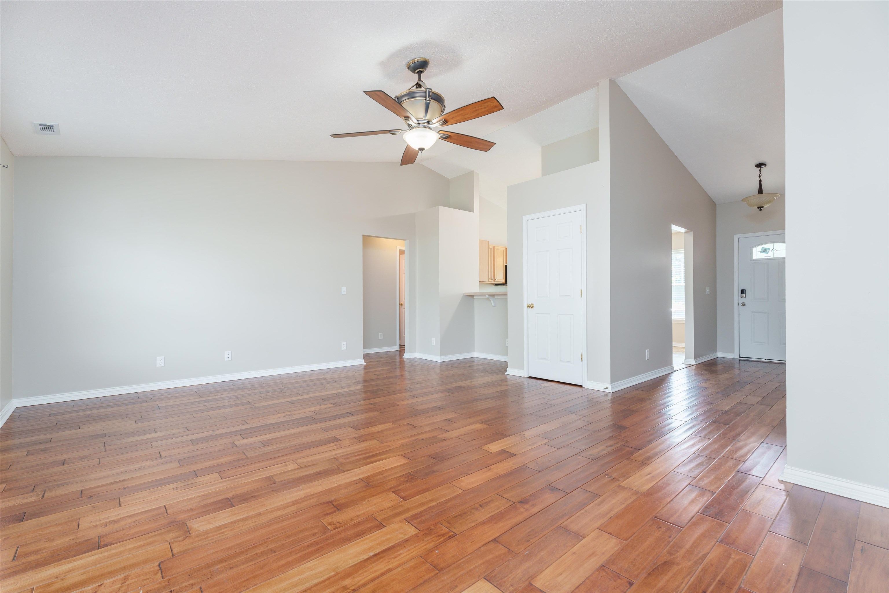 2579 Landing Terrace, Owensboro, Kentucky 42303, 3 Bedrooms Bedrooms, ,2 BathroomsBathrooms,Single Family Residence,For Sale,Landing Terrace,89657