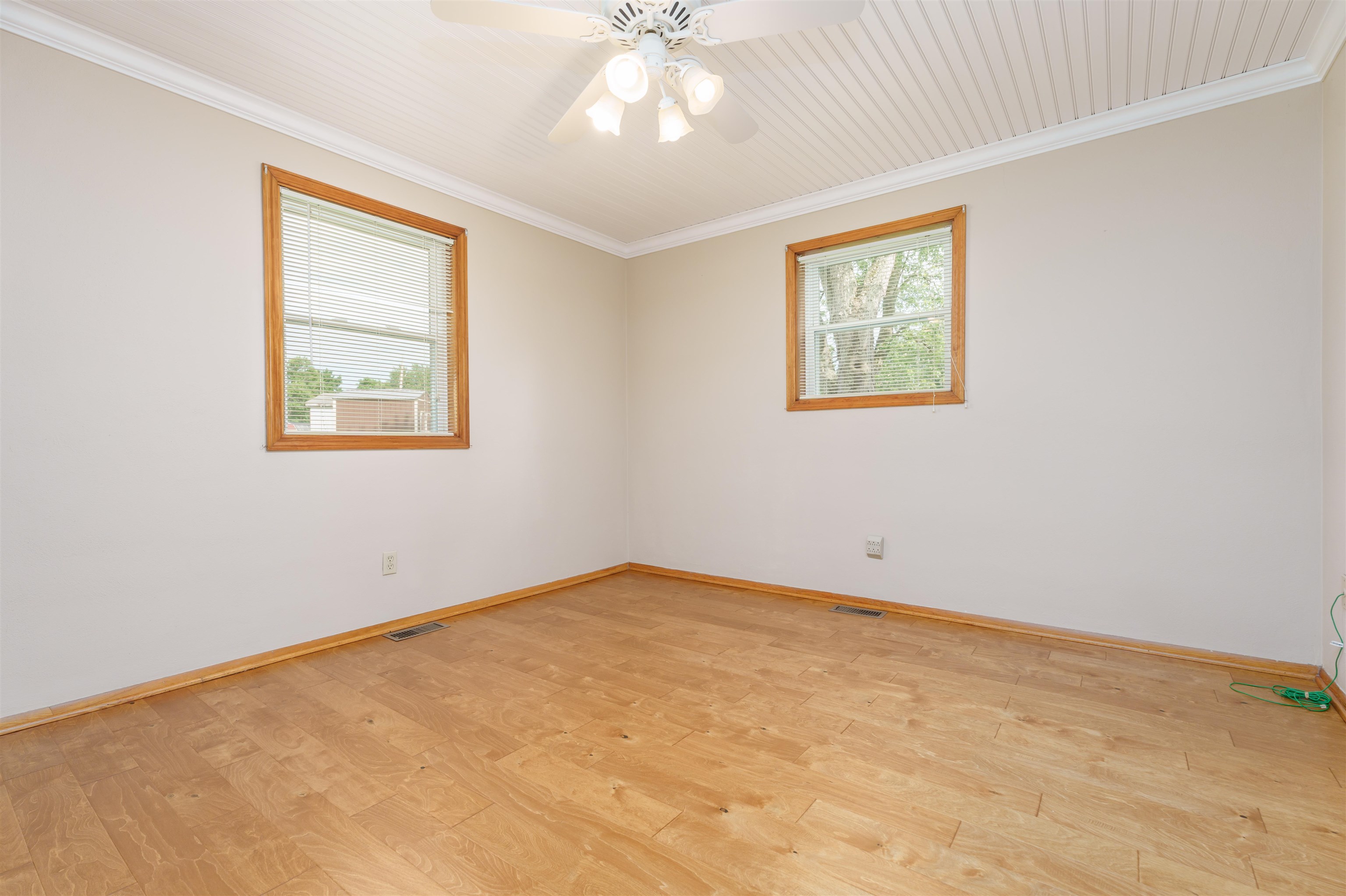 1727 Fayette Drive, Owensboro, Kentucky 42303, 3 Bedrooms Bedrooms, ,1 BathroomBathrooms,Single Family Residence,For Sale,Fayette Drive,89660