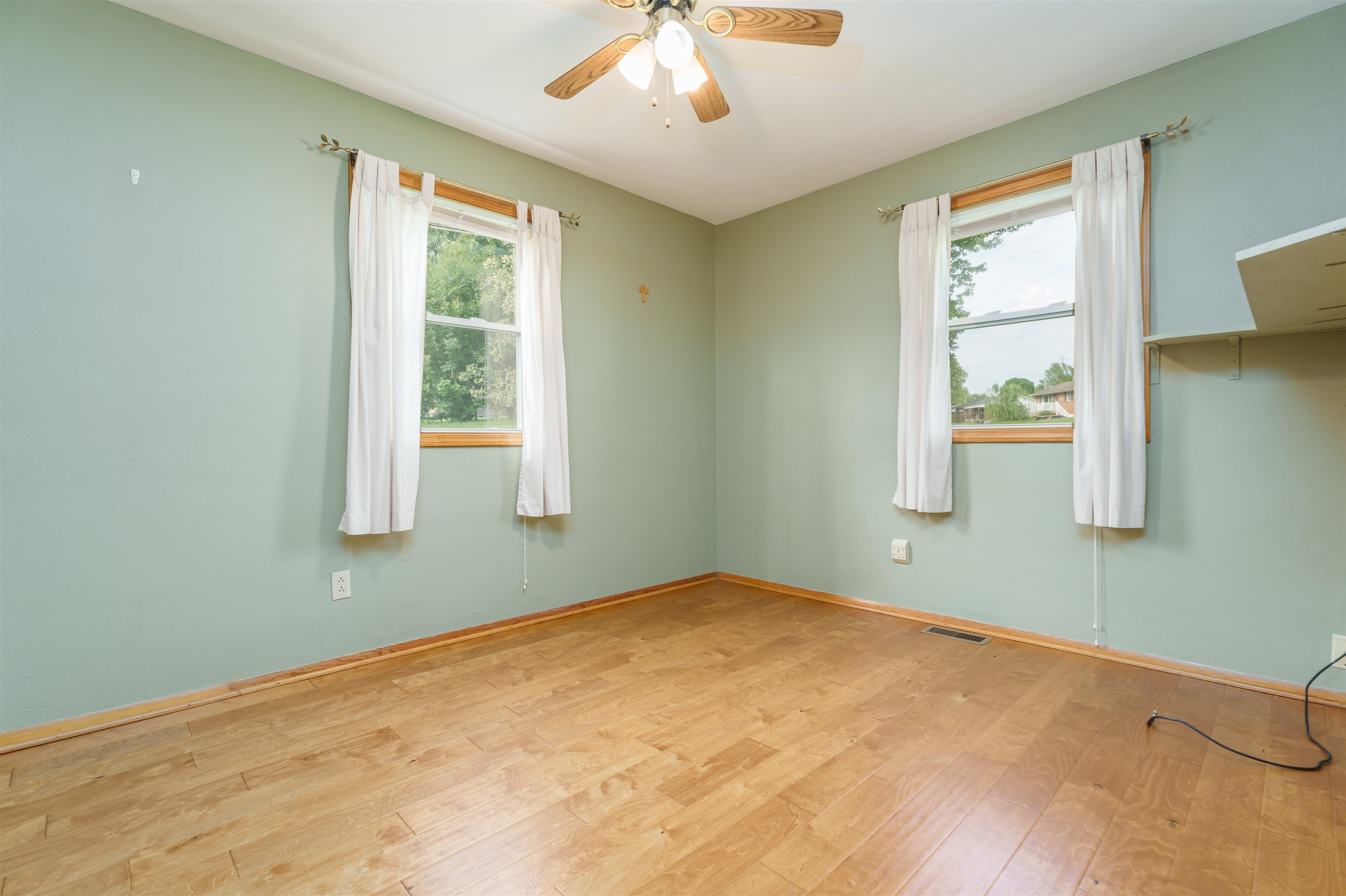 1727 Fayette Drive, Owensboro, Kentucky 42303, 3 Bedrooms Bedrooms, ,1 BathroomBathrooms,Single Family Residence,For Sale,Fayette Drive,89660