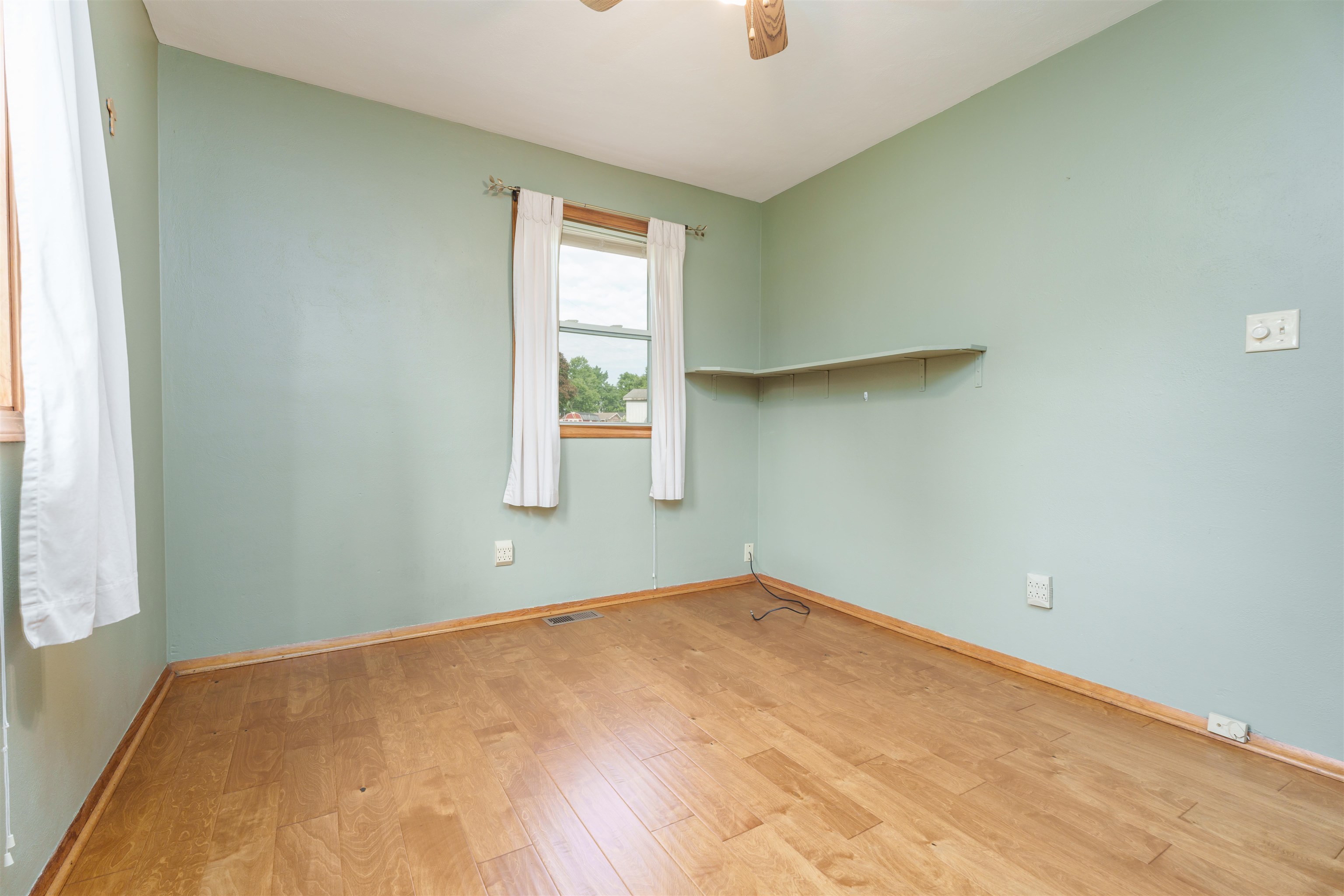 1727 Fayette Drive, Owensboro, Kentucky 42303, 3 Bedrooms Bedrooms, ,1 BathroomBathrooms,Single Family Residence,For Sale,Fayette Drive,89660