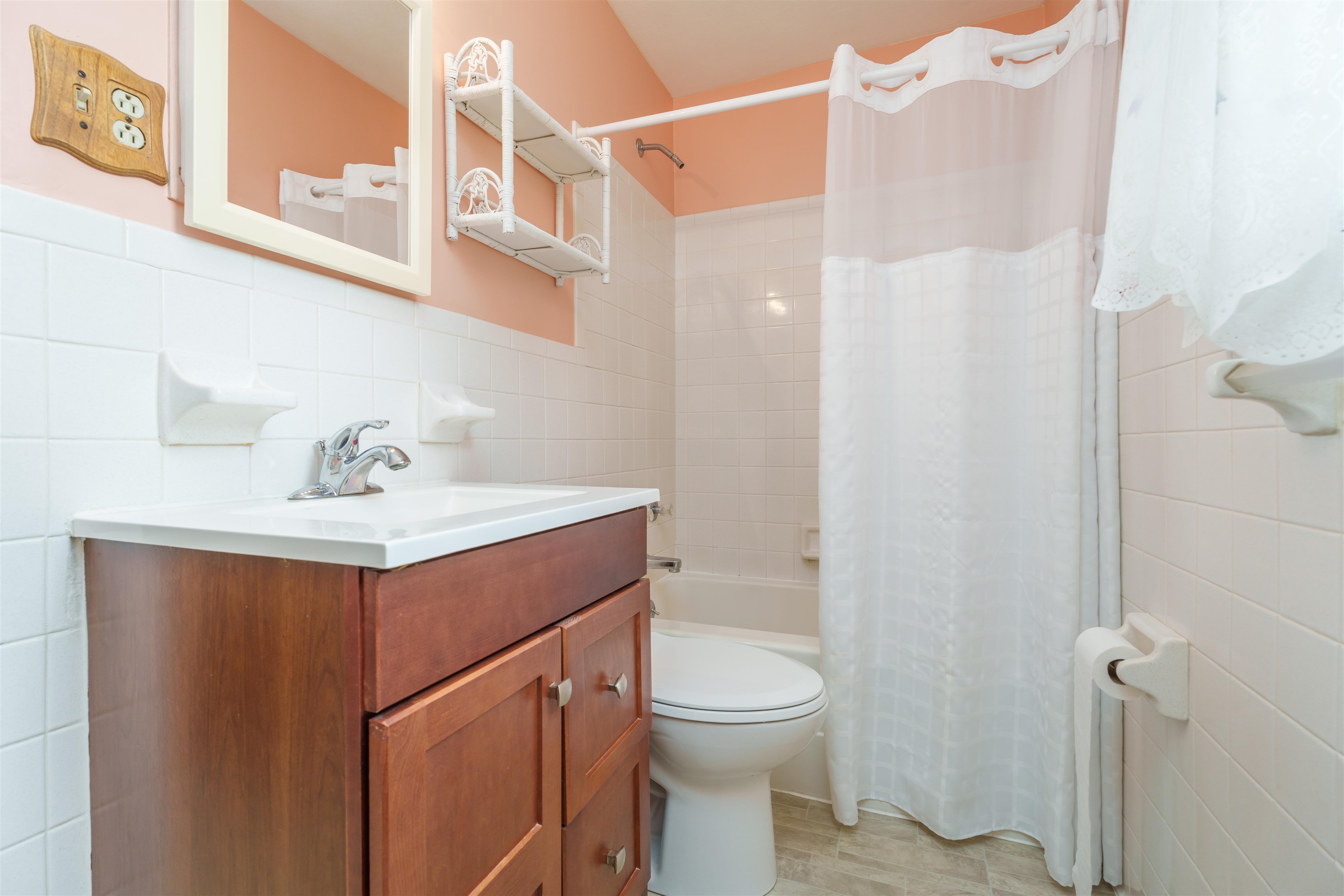 1727 Fayette Drive, Owensboro, Kentucky 42303, 3 Bedrooms Bedrooms, ,1 BathroomBathrooms,Single Family Residence,For Sale,Fayette Drive,89660