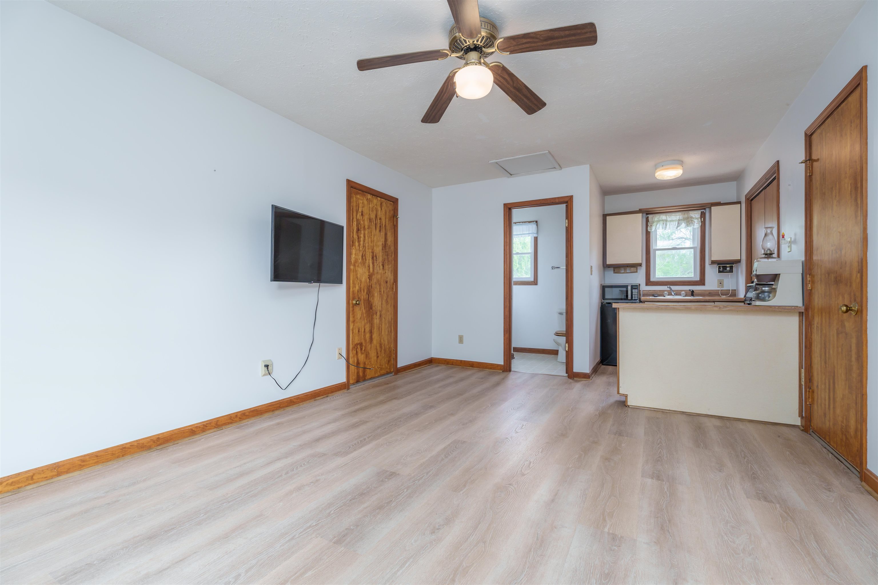 1727 Fayette Drive, Owensboro, Kentucky 42303, 3 Bedrooms Bedrooms, ,1 BathroomBathrooms,Single Family Residence,For Sale,Fayette Drive,89660