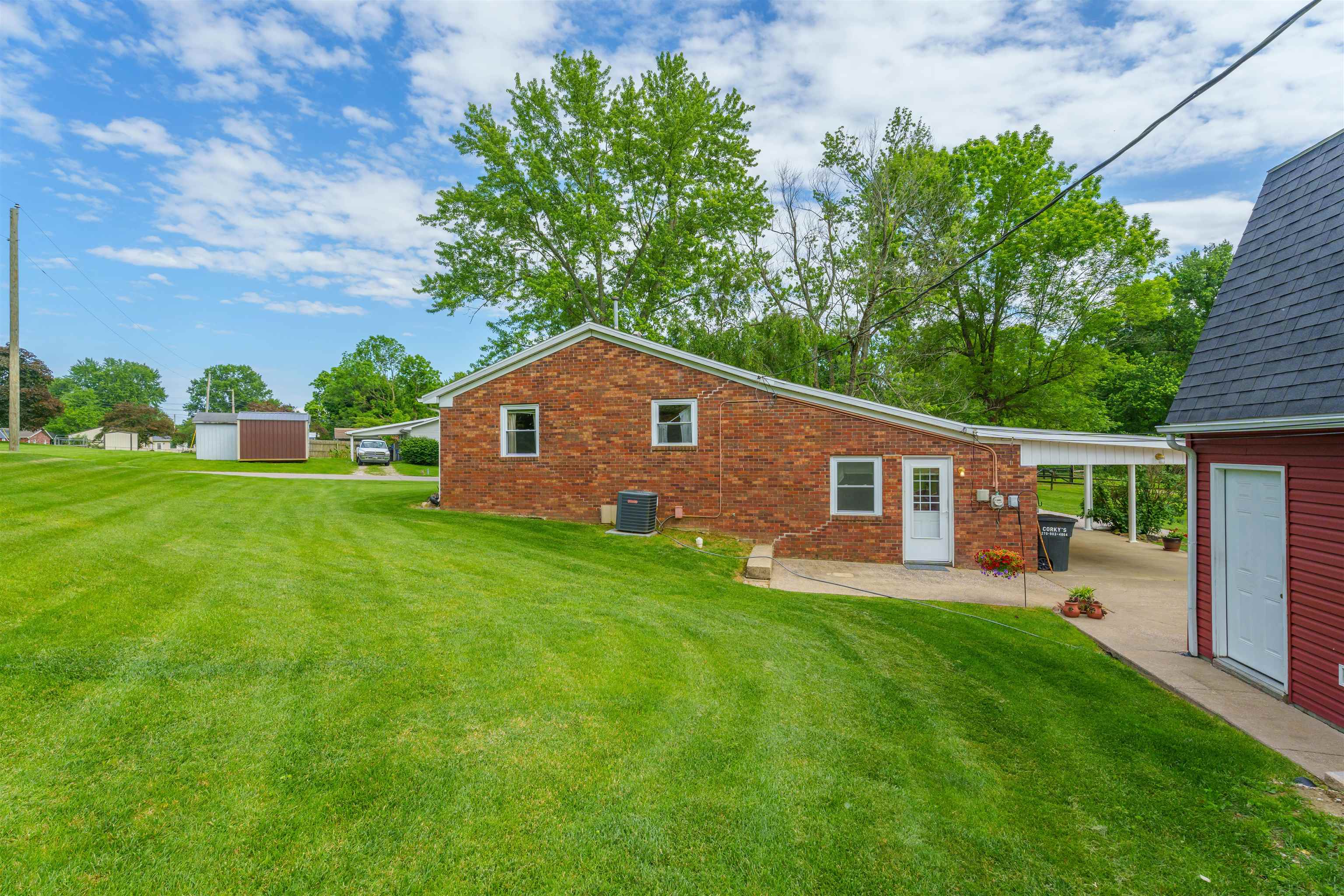 1727 Fayette Drive, Owensboro, Kentucky 42303, 3 Bedrooms Bedrooms, ,1 BathroomBathrooms,Single Family Residence,For Sale,Fayette Drive,89660
