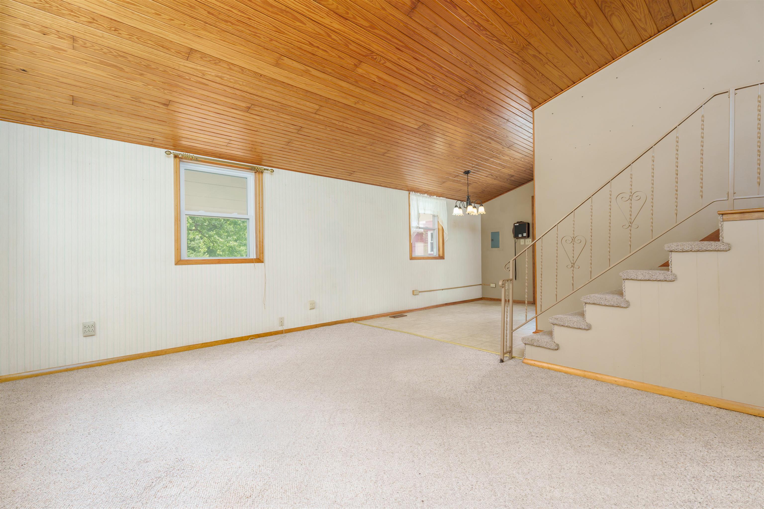 1727 Fayette Drive, Owensboro, Kentucky 42303, 3 Bedrooms Bedrooms, ,1 BathroomBathrooms,Single Family Residence,For Sale,Fayette Drive,89660