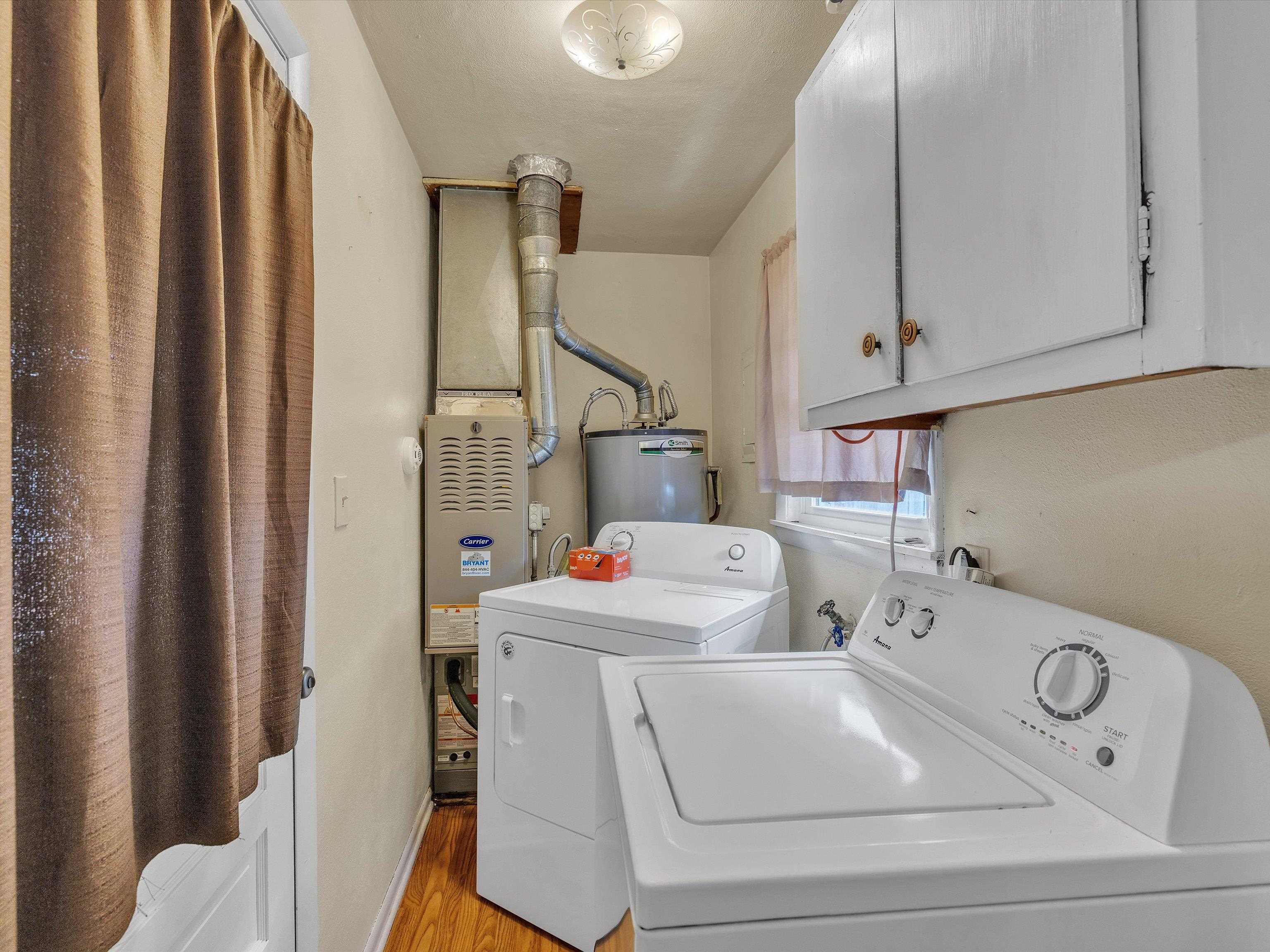 1733 West 1st Street, Owensboro, Kentucky 42301, 3 Bedrooms Bedrooms, ,1 BathroomBathrooms,Single Family Residence,For Sale,West 1st Street,89661