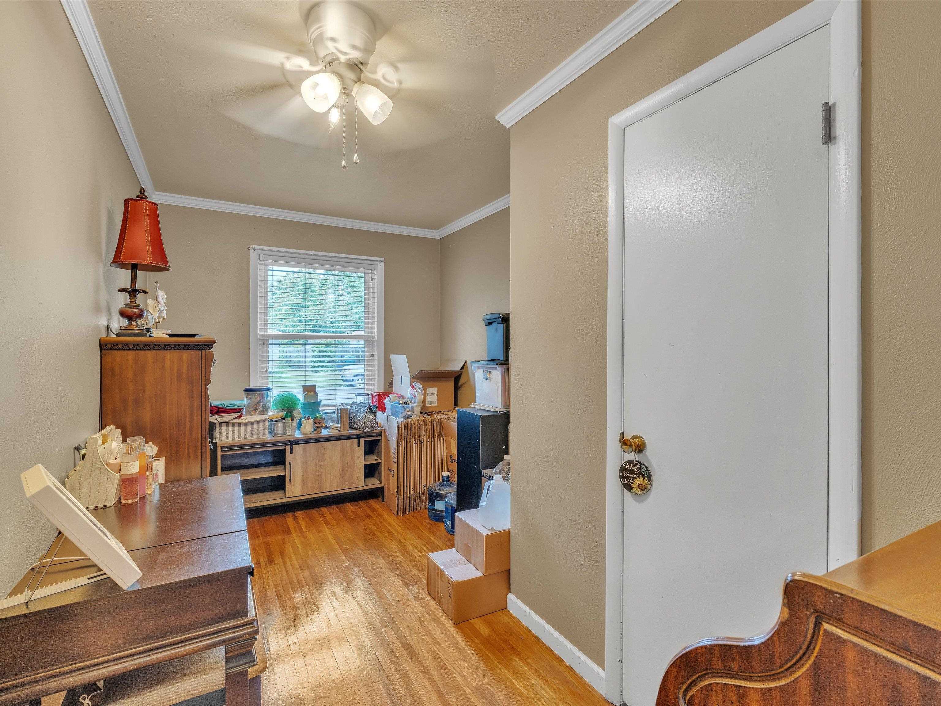 1733 West 1st Street, Owensboro, Kentucky 42301, 3 Bedrooms Bedrooms, ,1 BathroomBathrooms,Single Family Residence,For Sale,West 1st Street,89661