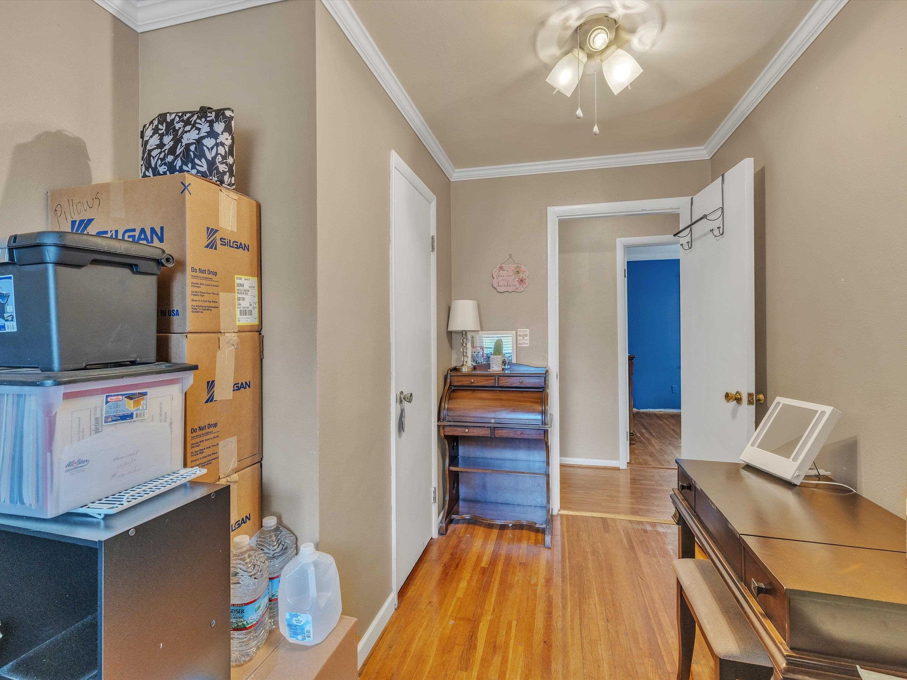 1733 West 1st Street, Owensboro, Kentucky 42301, 3 Bedrooms Bedrooms, ,1 BathroomBathrooms,Single Family Residence,For Sale,West 1st Street,89661