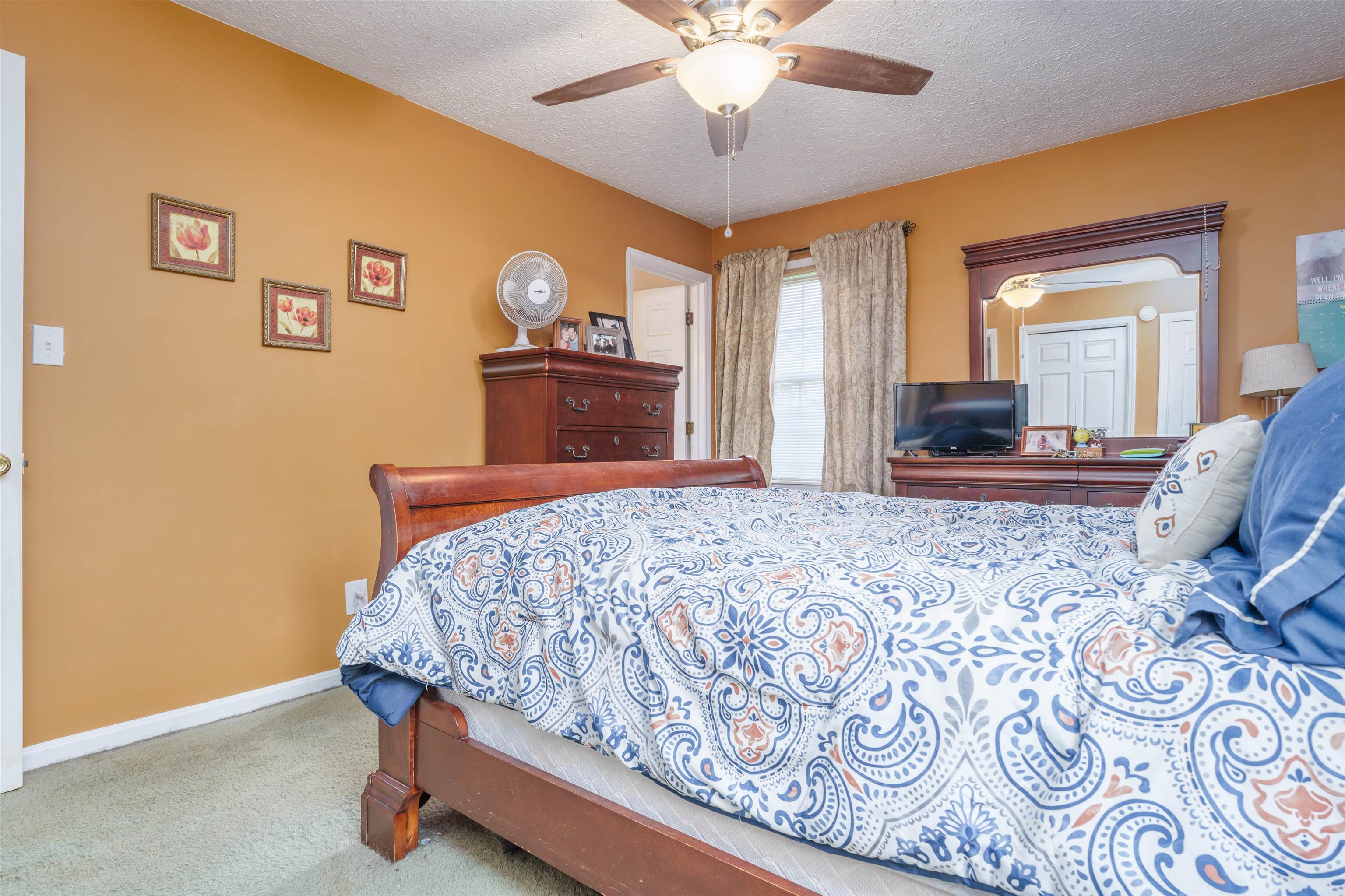 3942 Kensington Place, Owensboro, Kentucky 42301, 4 Bedrooms Bedrooms, ,2 BathroomsBathrooms,Single Family Residence,For Sale,Kensington Place,89662