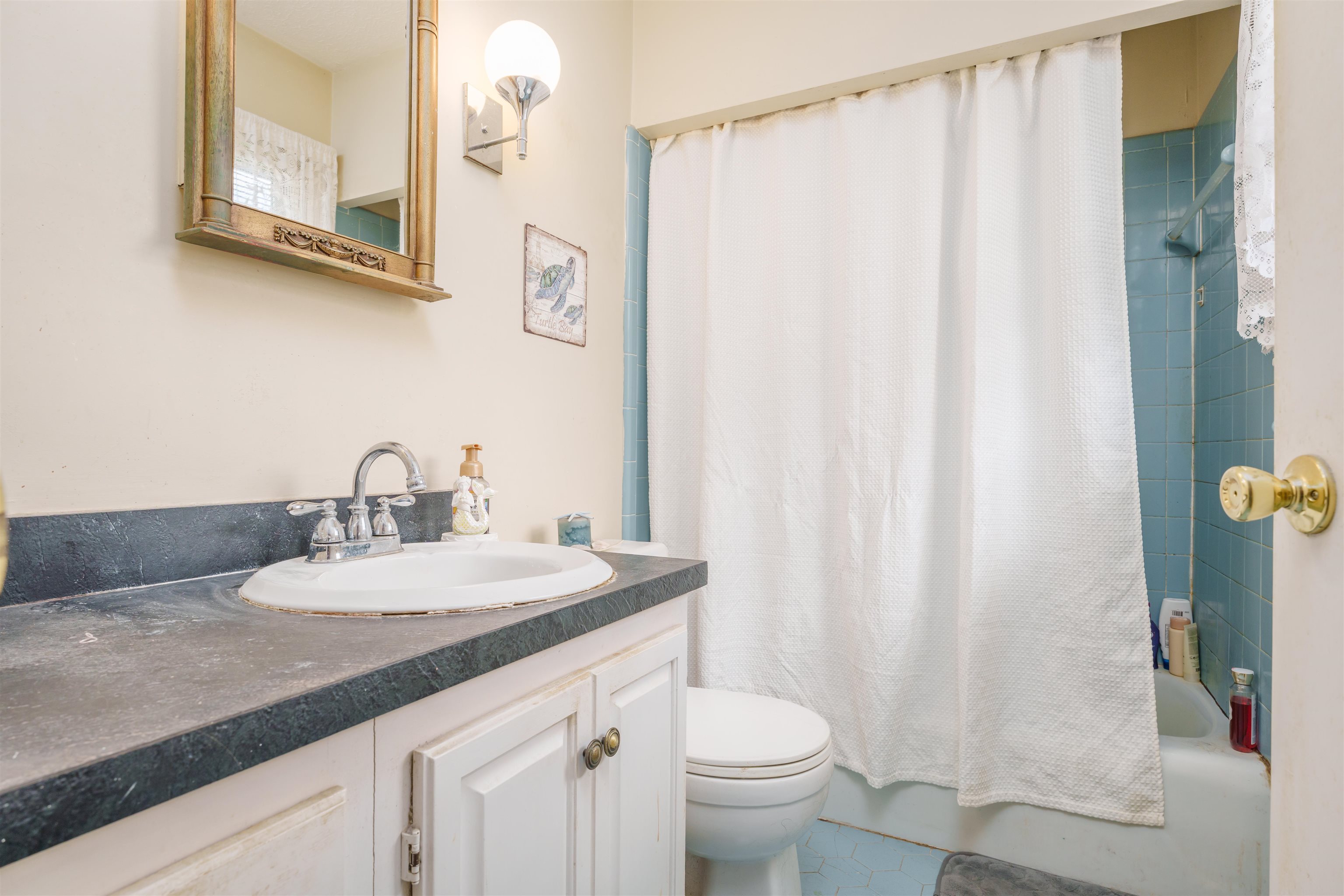 3942 Kensington Place, Owensboro, Kentucky 42301, 4 Bedrooms Bedrooms, ,2 BathroomsBathrooms,Single Family Residence,For Sale,Kensington Place,89662