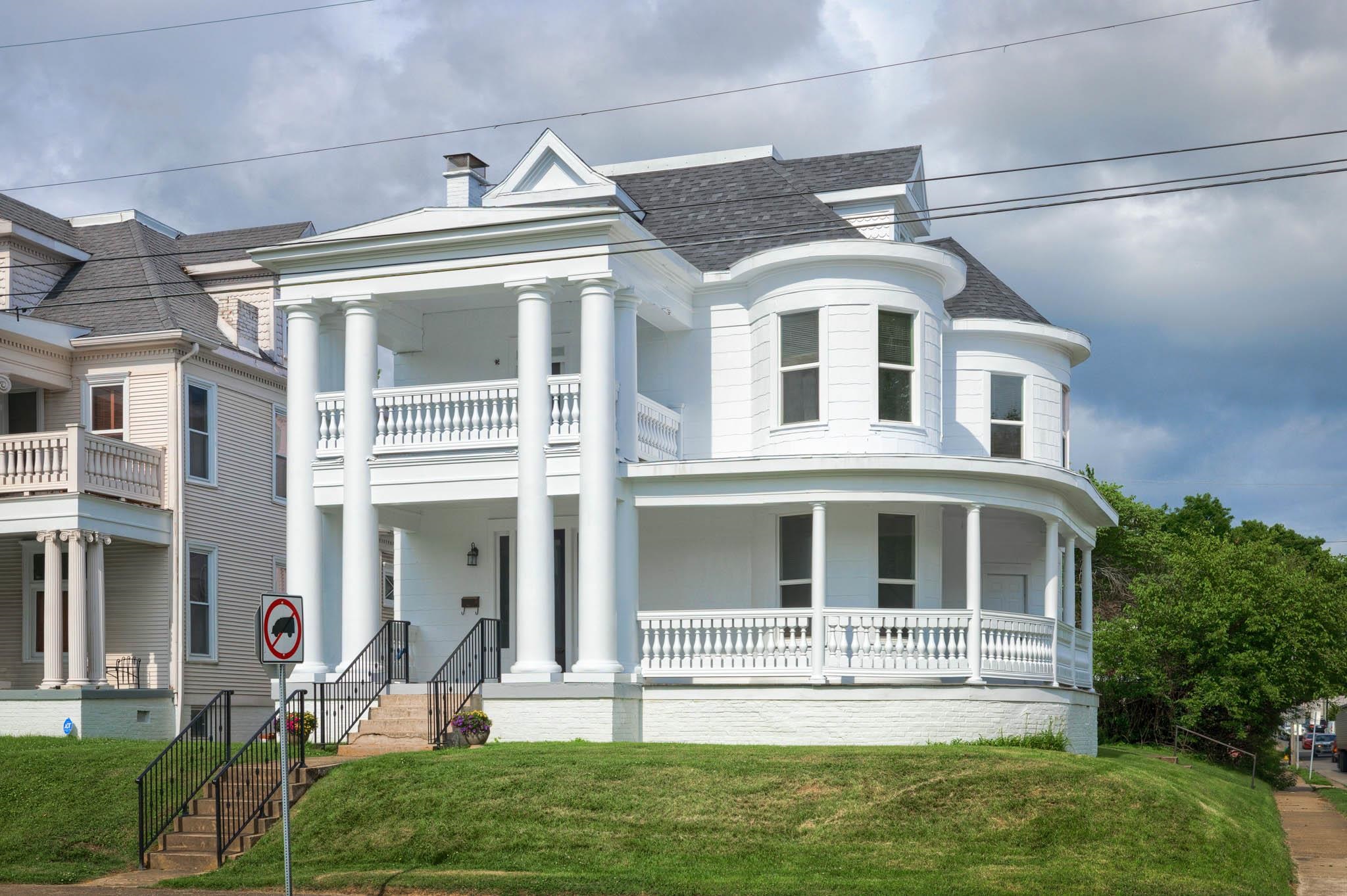 1231 Allen St, Owensboro, Kentucky 42303, 4 Bedrooms Bedrooms, ,2 BathroomsBathrooms,Single Family Residence,For Sale,Allen St,89664